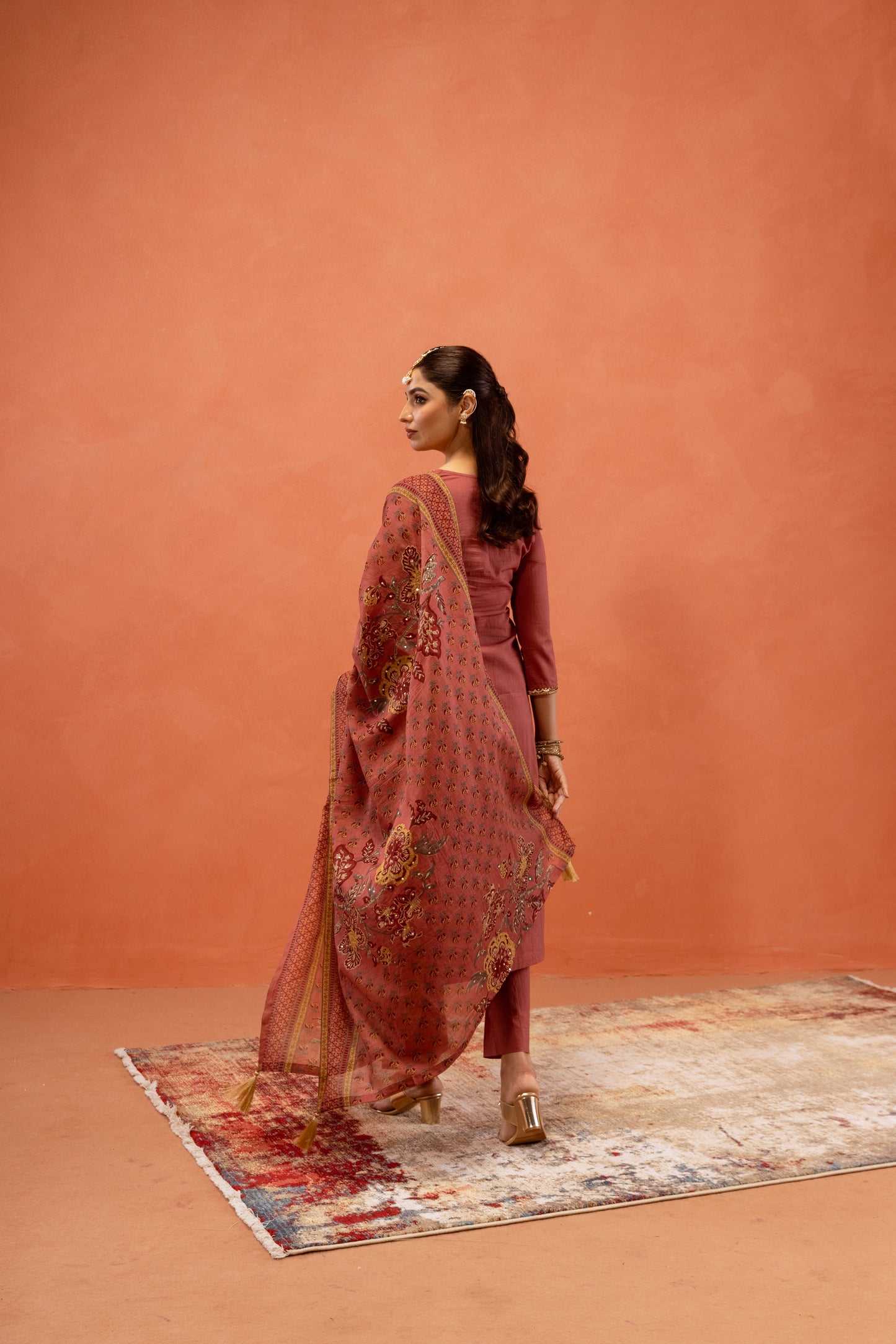Dusky Rose Straight-Cut Sleeved Suit