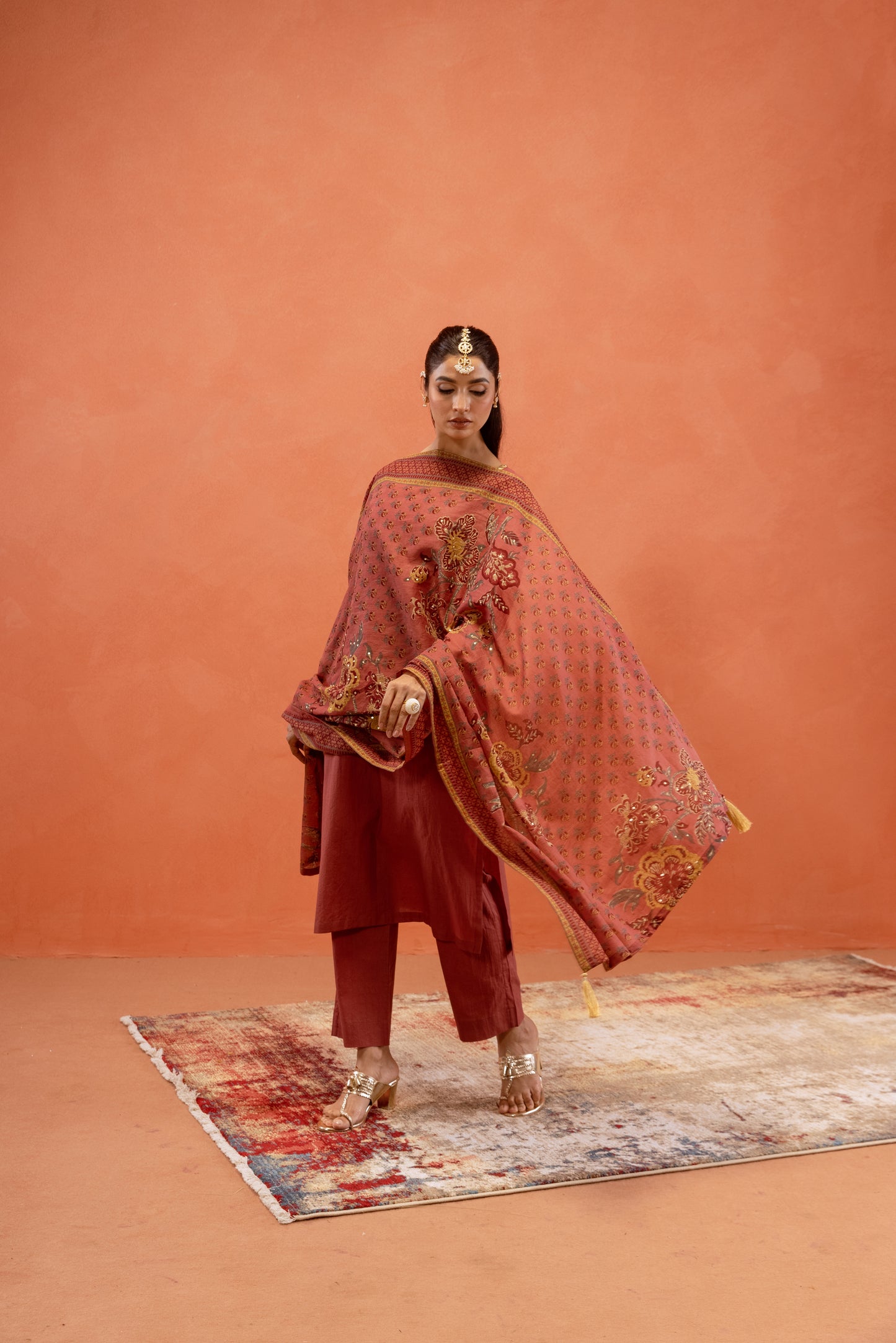 Dusky Rose Straight-Cut Sleeved Suit