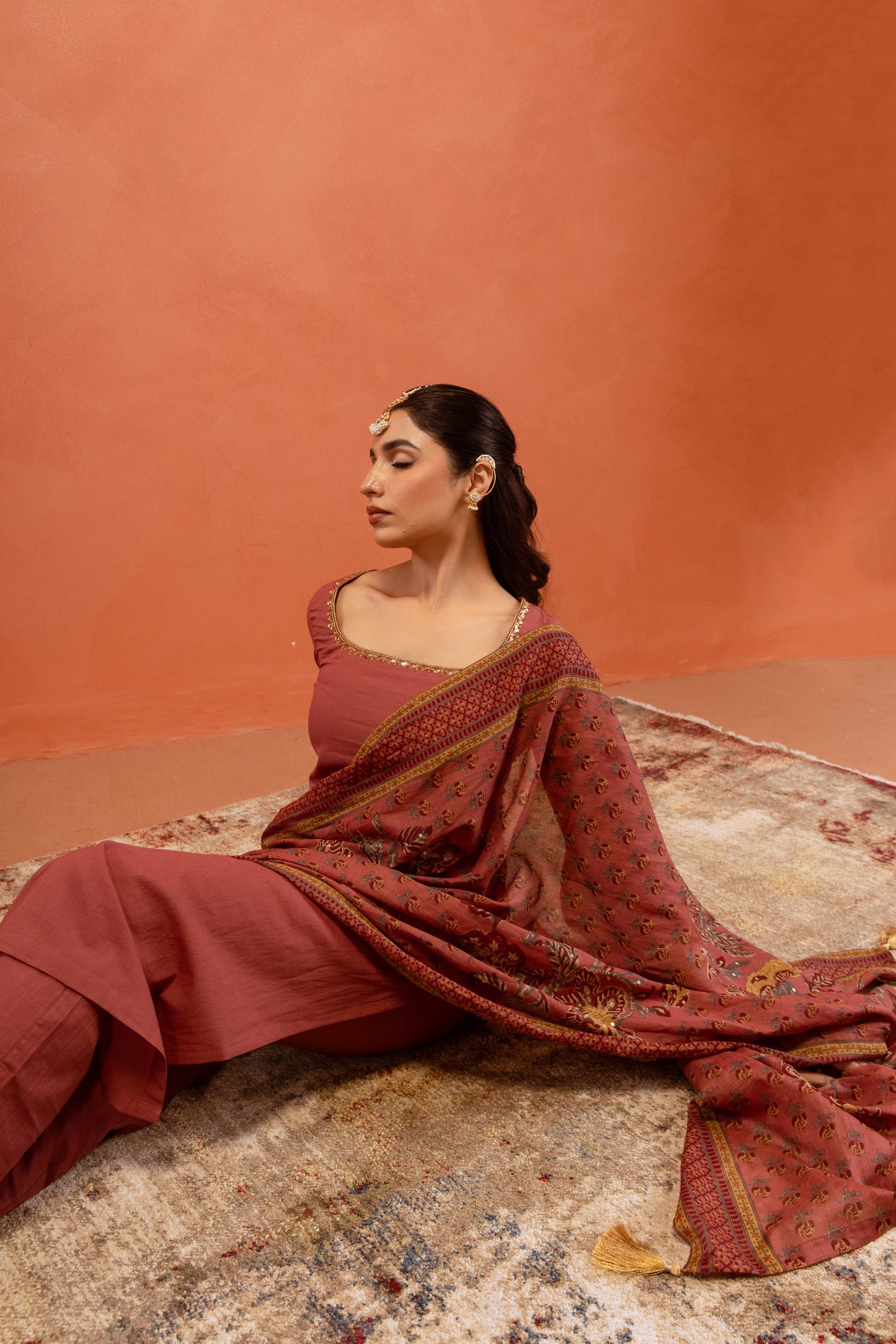 Dusky Rose Straight-Cut Sleeved Suit