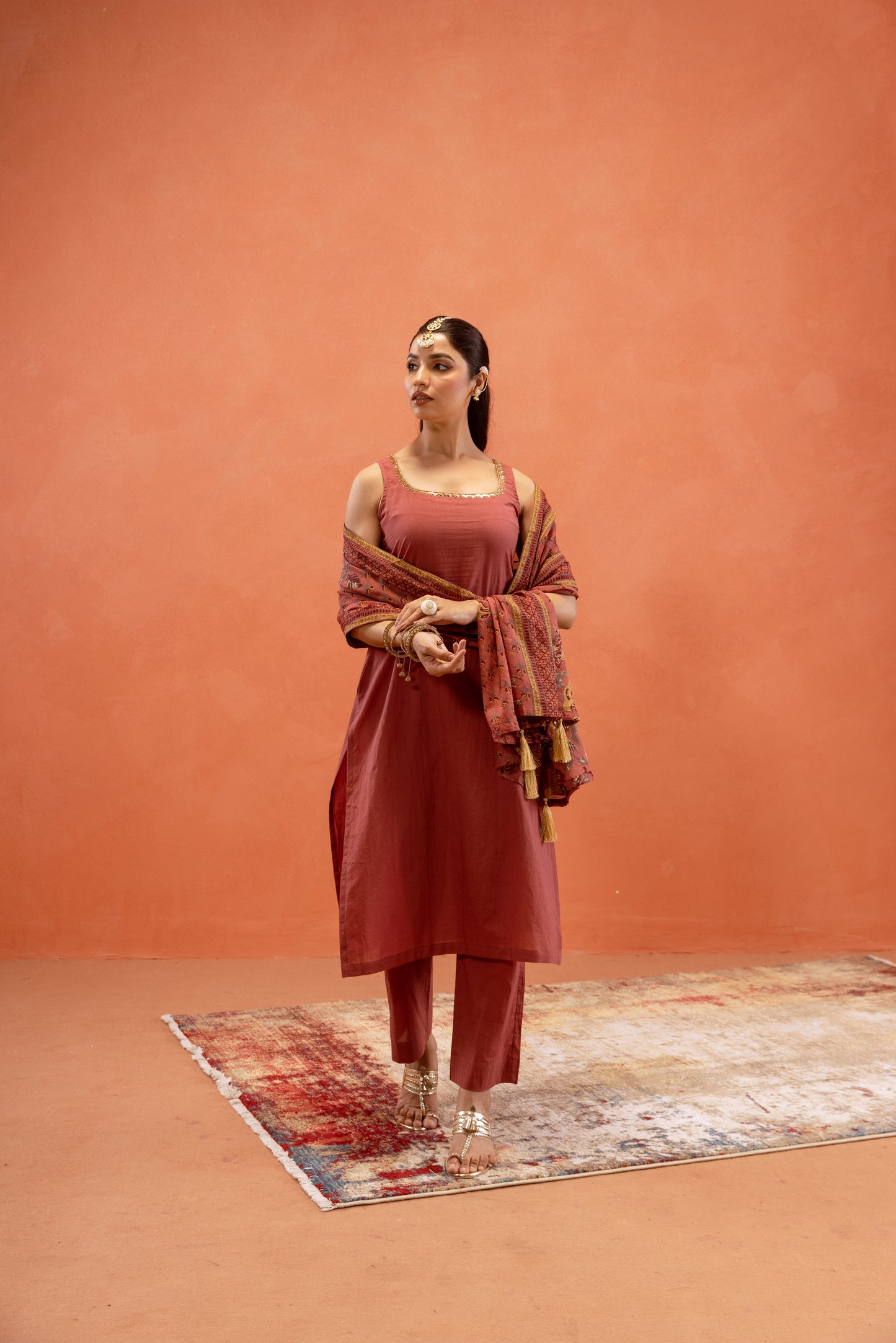 Dusky Rose Straight-Cut Sleeveless Suit