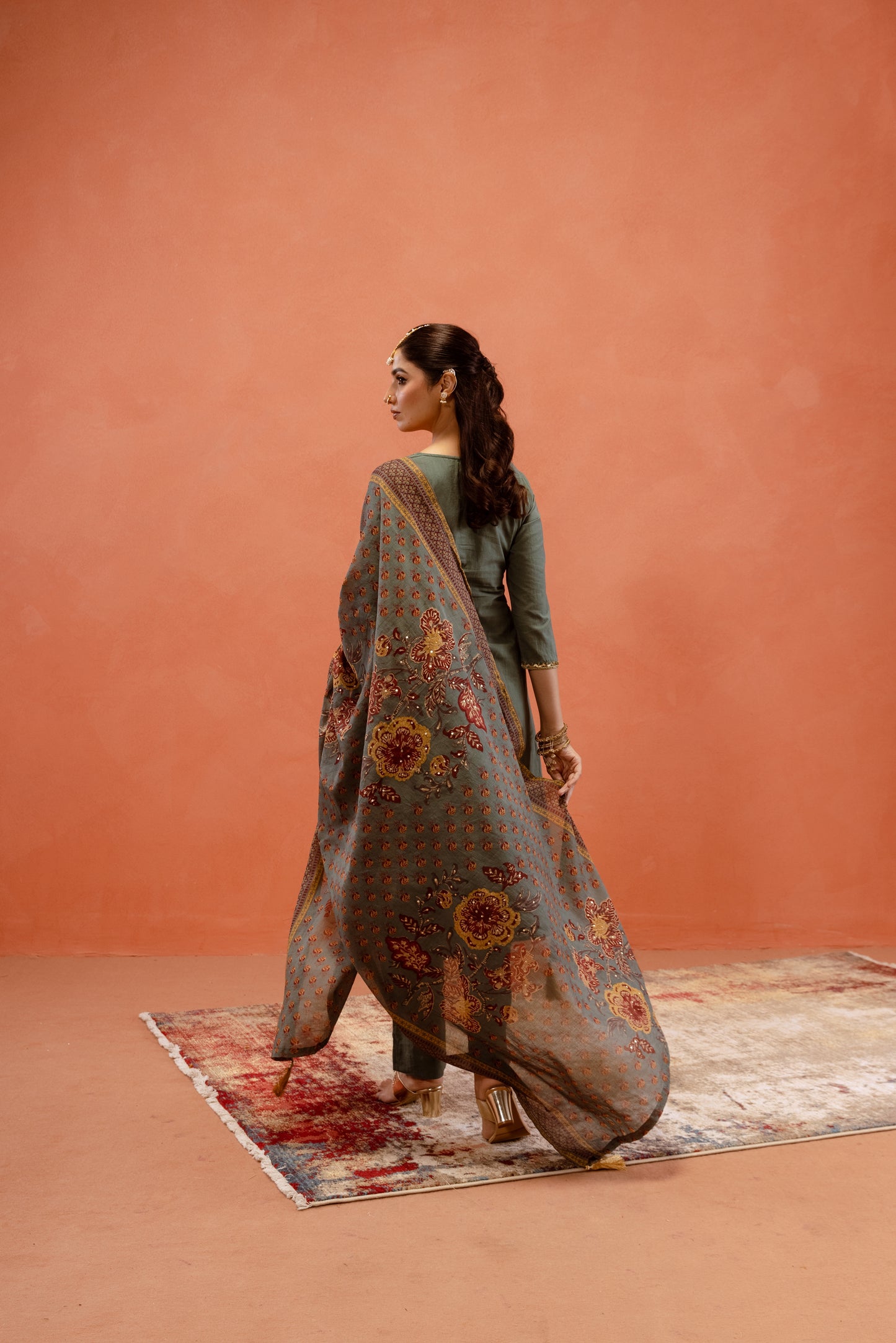 Teal Bloom Straight-Cut Sleeved Suit