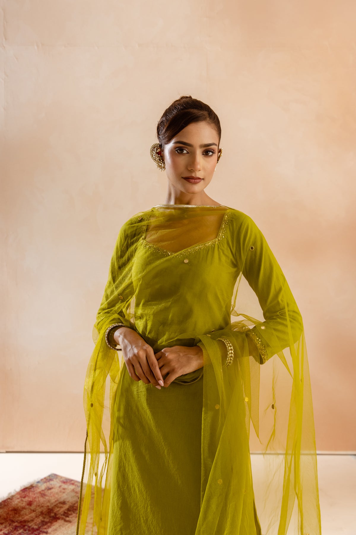 Kairi Sleeved-The Line (Green)