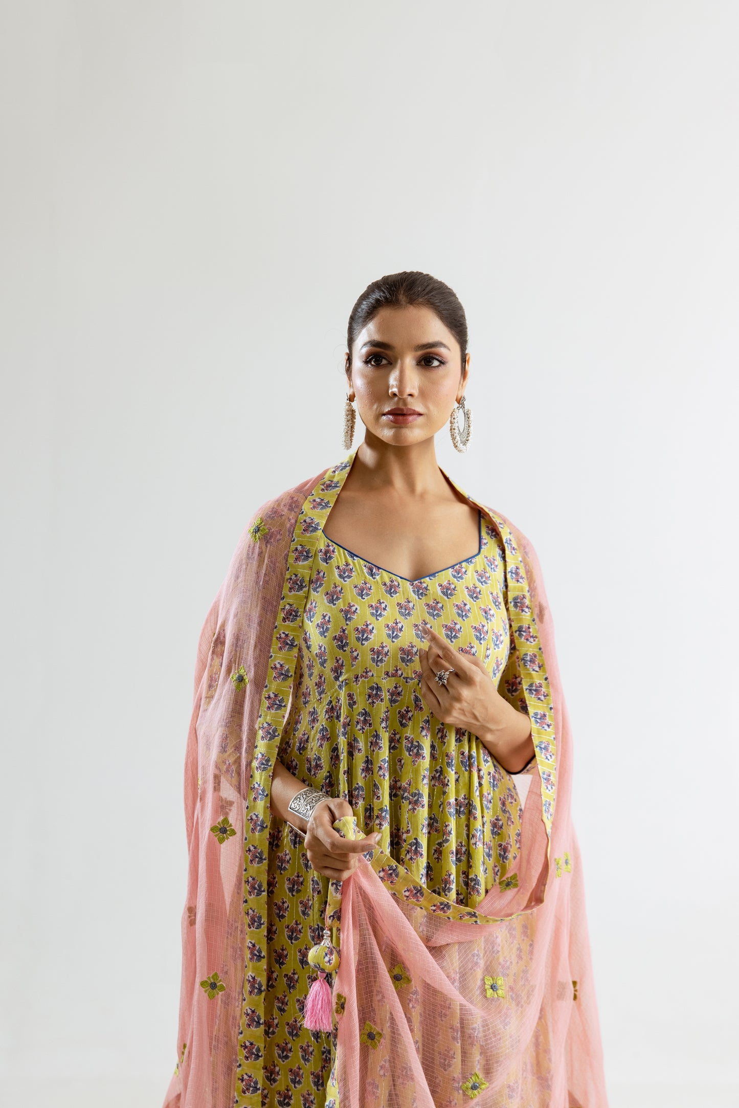 Avocado Green X Pink Butti - Sleeved