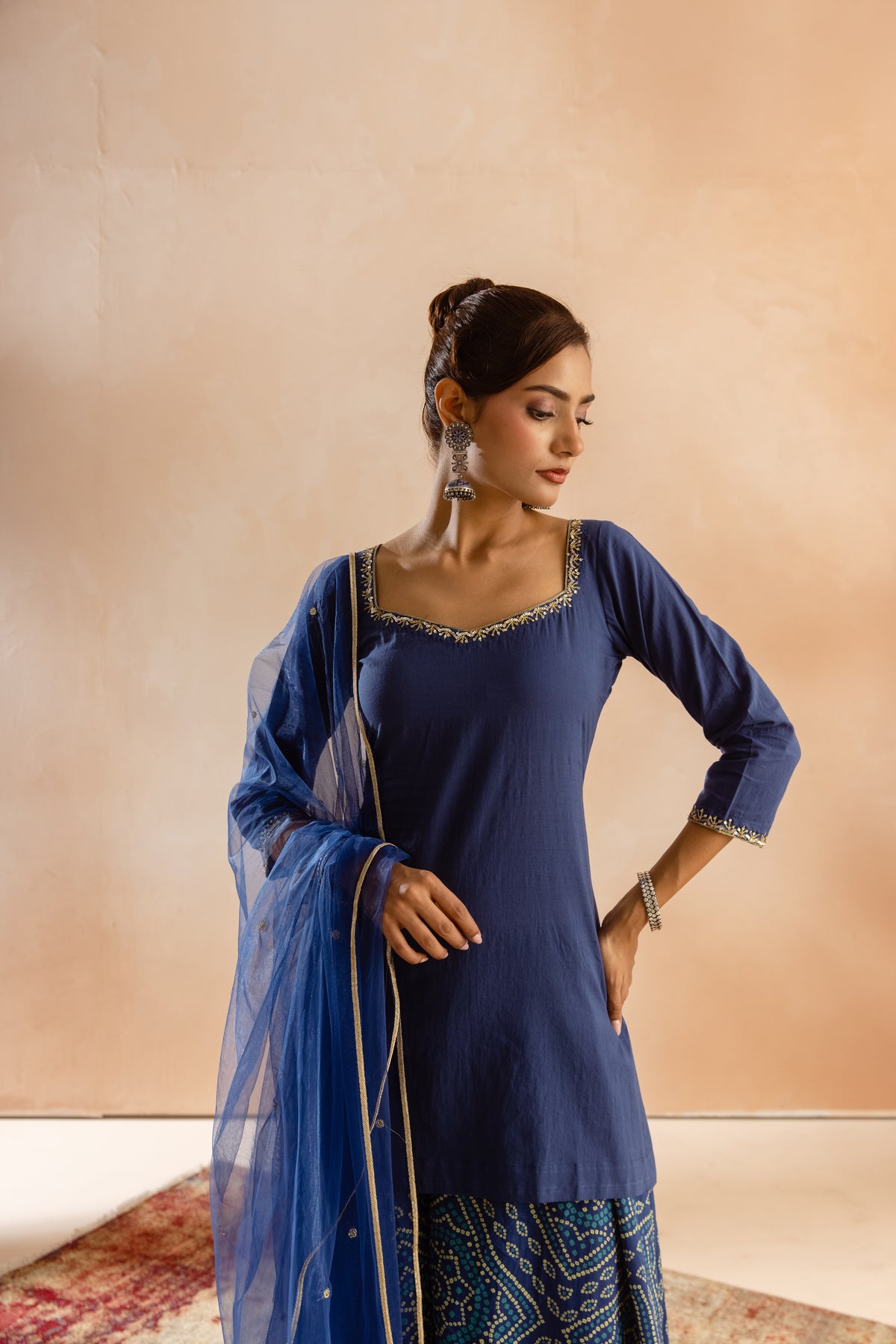 Neel Sleeved-The Flare (Blue)
