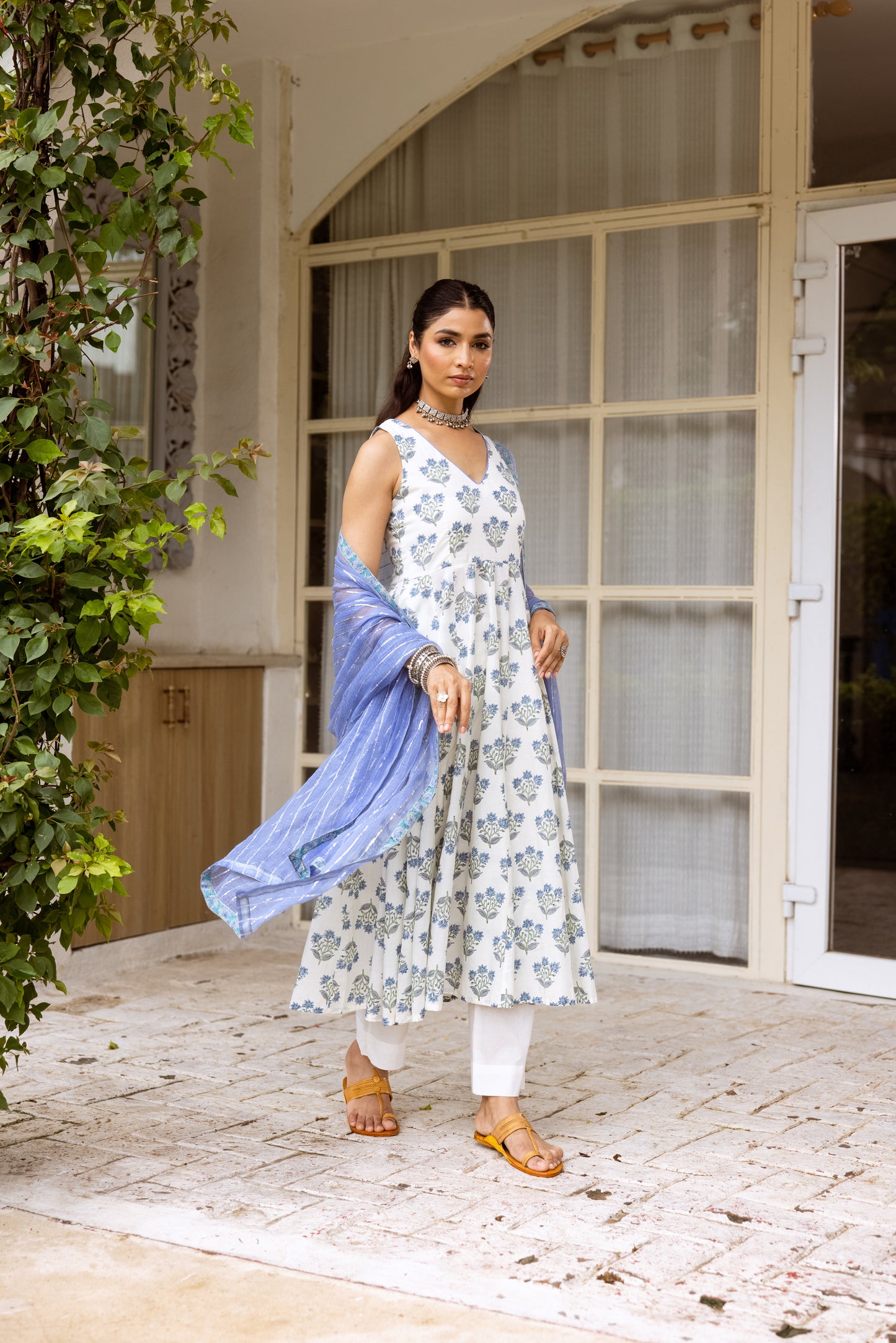 Ivory Periwinkle Sleeveless- Buta