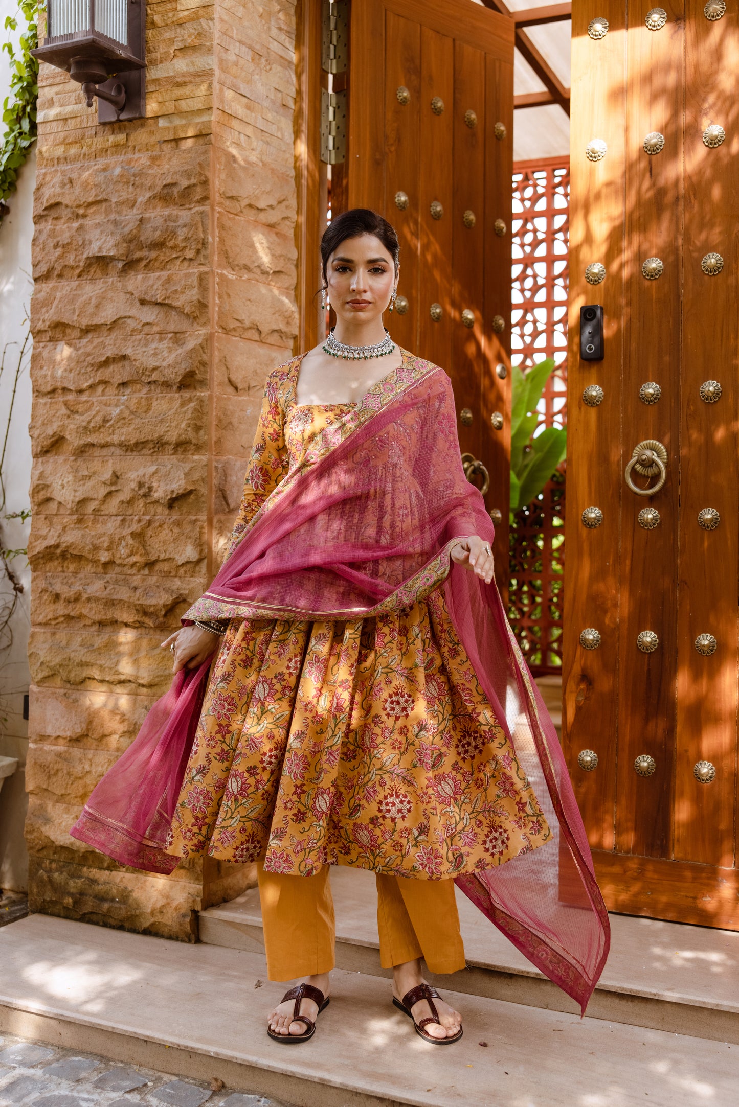 Sunlit Bloom Printed Nyra Cut Suit