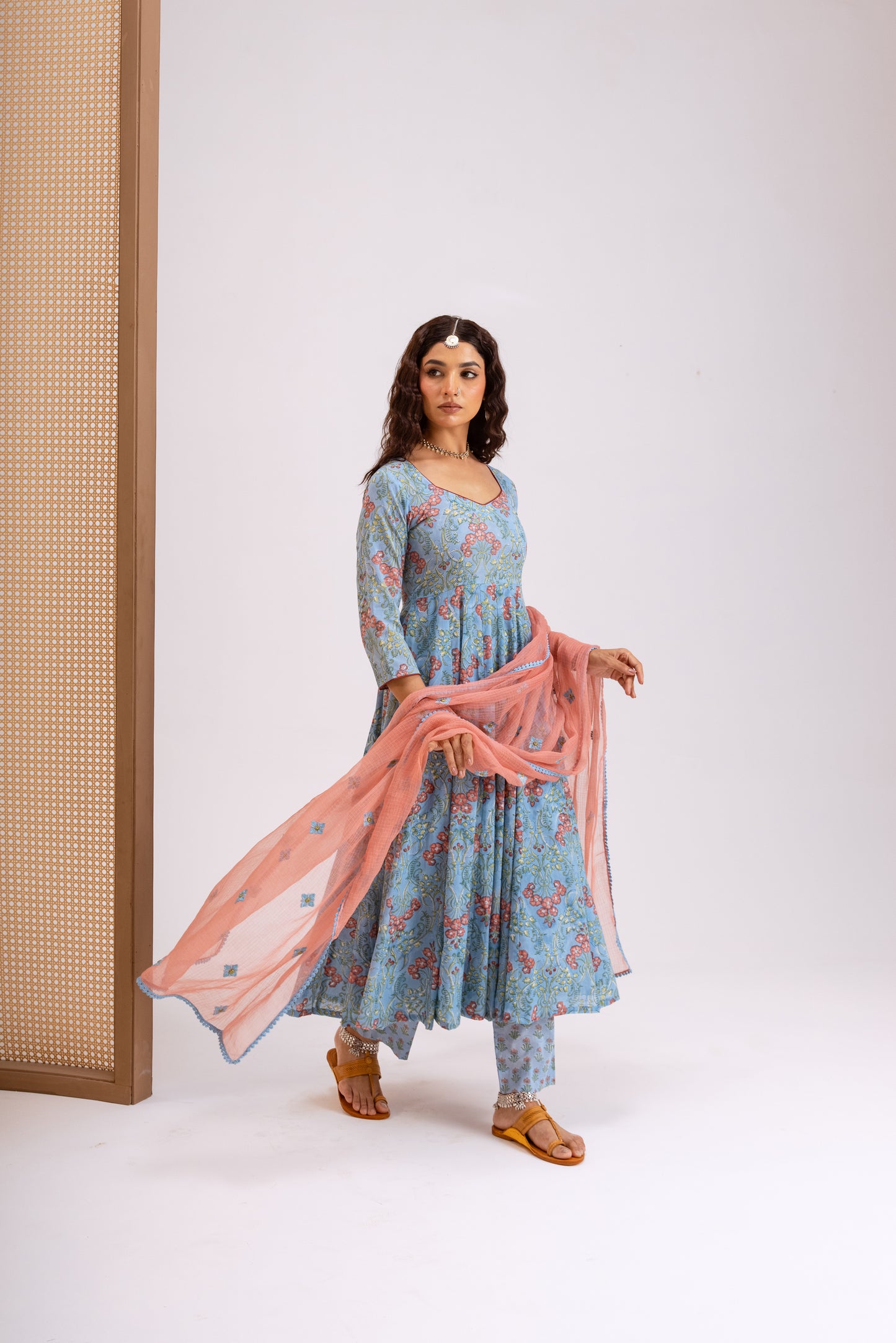 Baby Blue X Peach Jaal - Sleeved