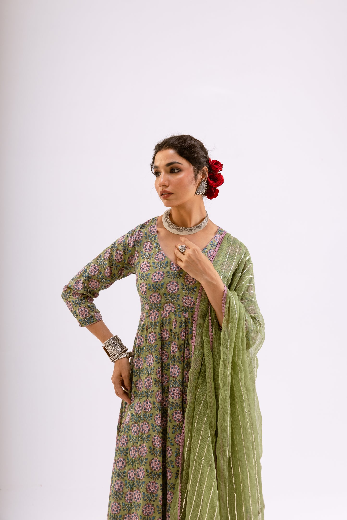 Avocado Green Butti - Sleeved