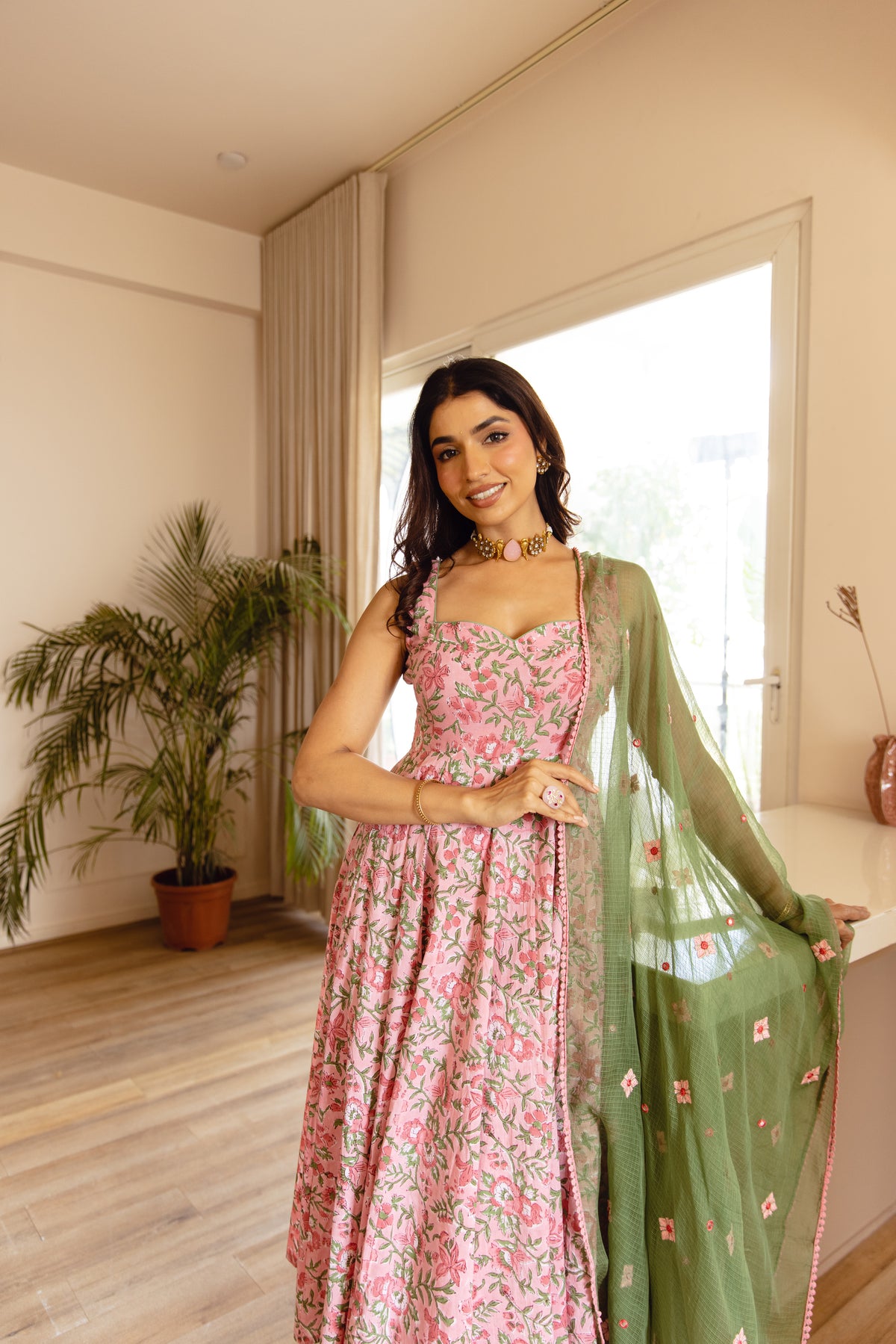 Pink Jaal & Pista (Sleeveless)
