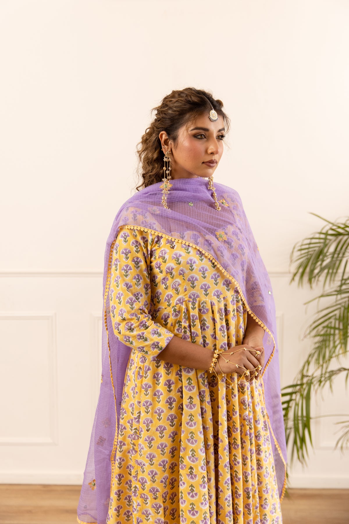 Yellow & Lavender (Sleeved)
