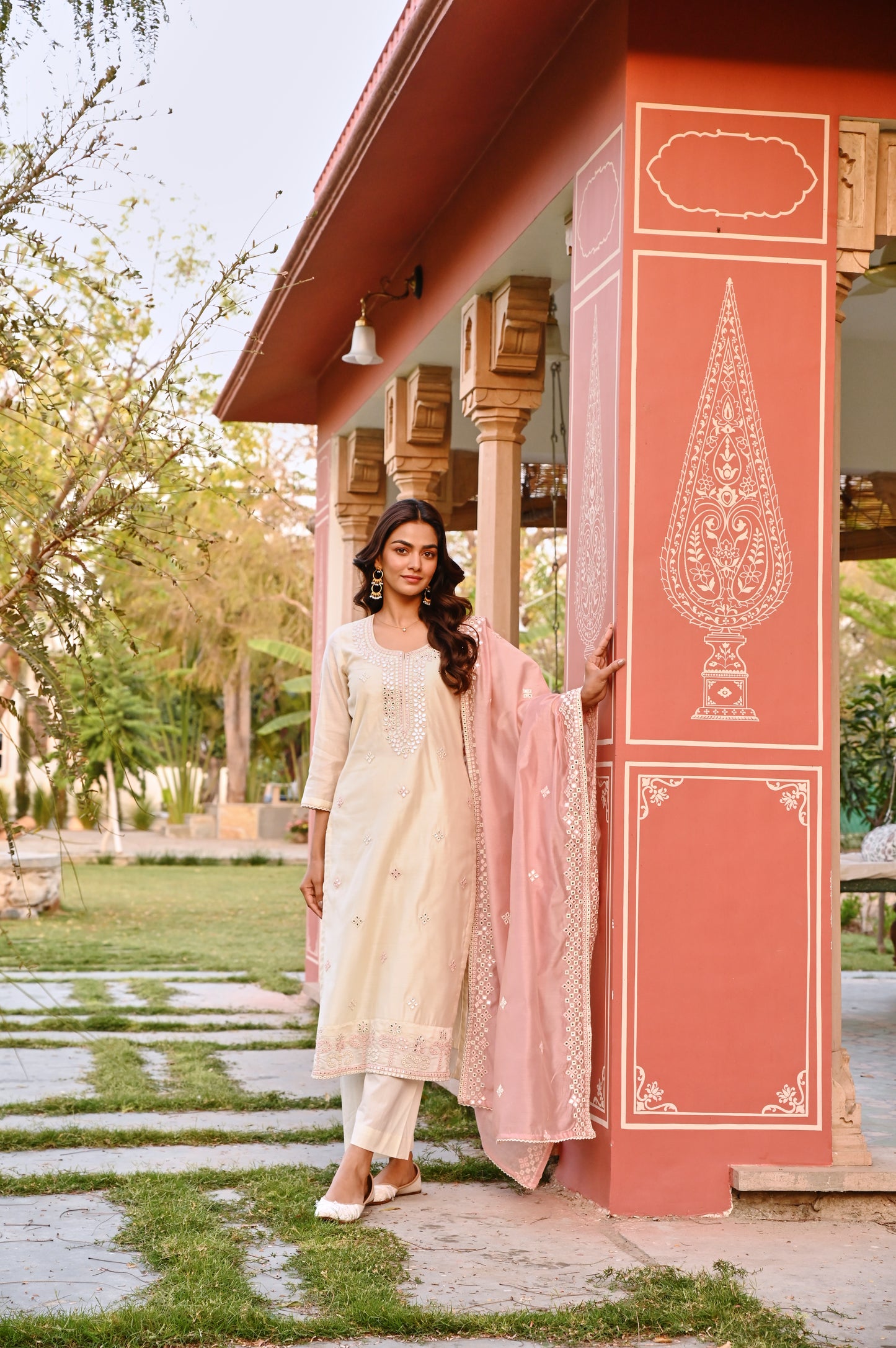 CREAM & PINK EMBROIDERED KURTA SET