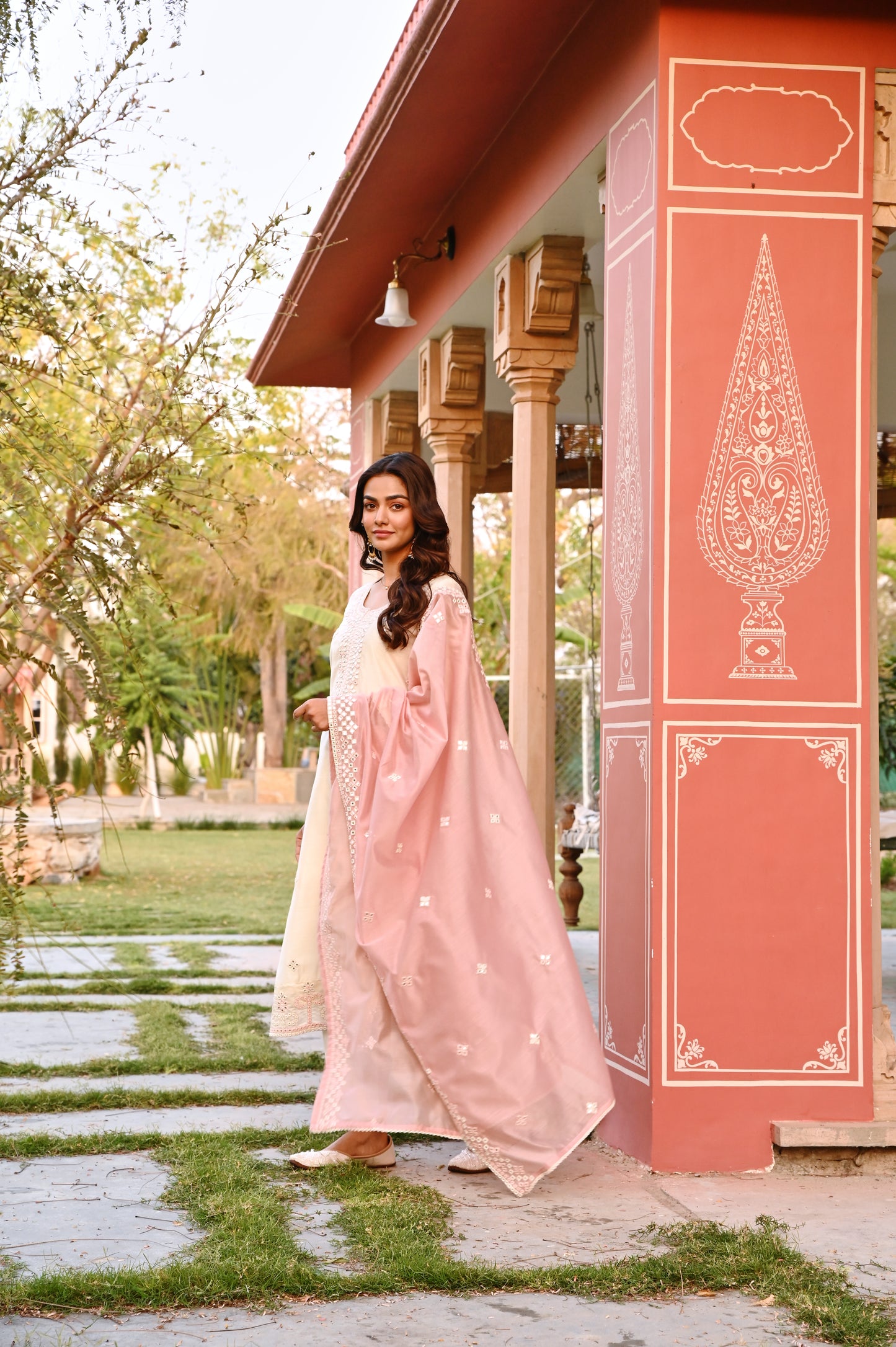 CREAM & PINK EMBROIDERED KURTA SET