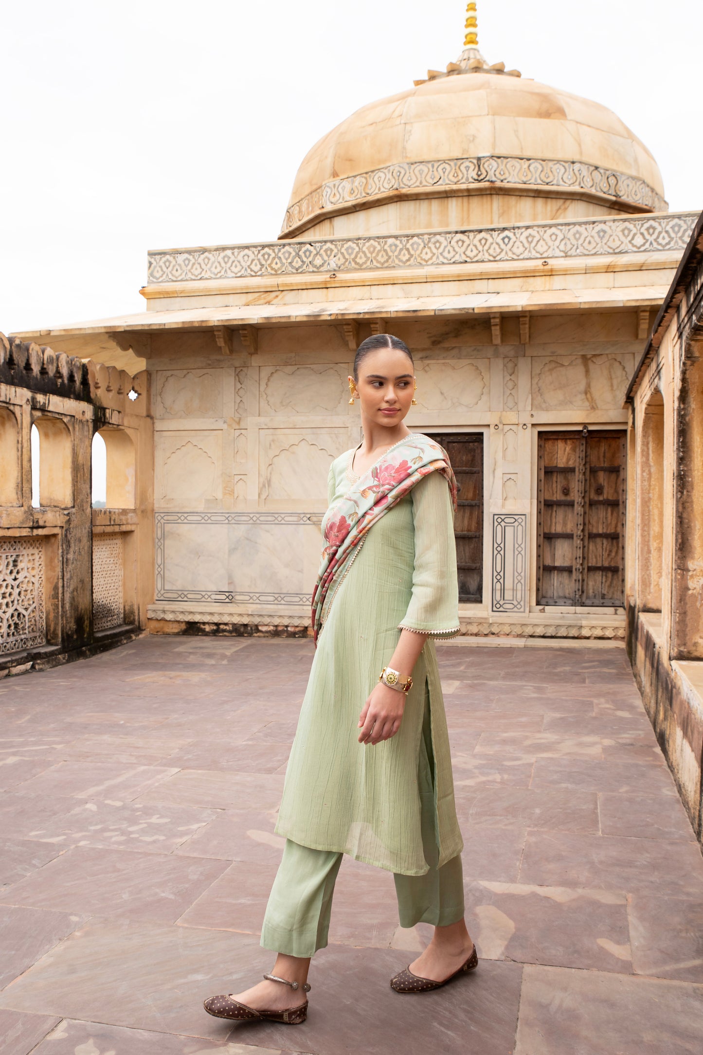 PASTEL GREEN EMBBROIDERED ROUND NECKLINE KURTA SET