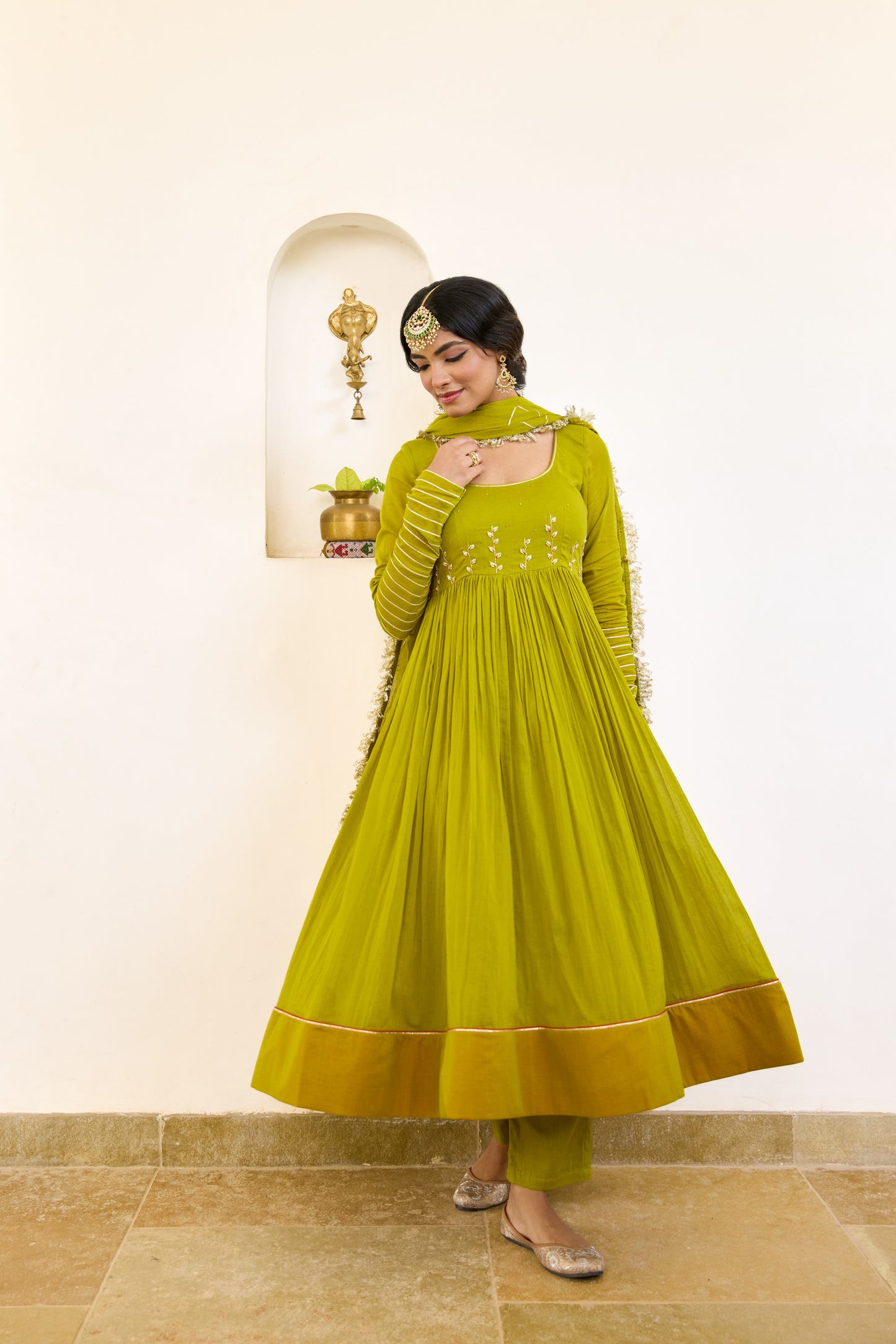 Round Neck Anarkali - Mehndi Green