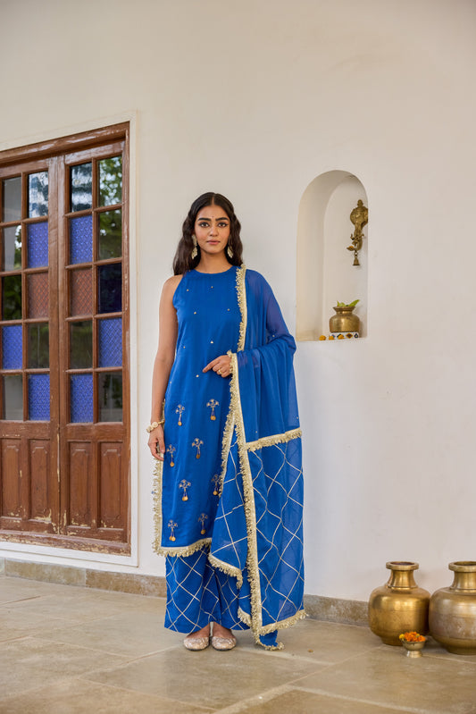 Halter Key Hole Straight Kurta Set - Neer Blue