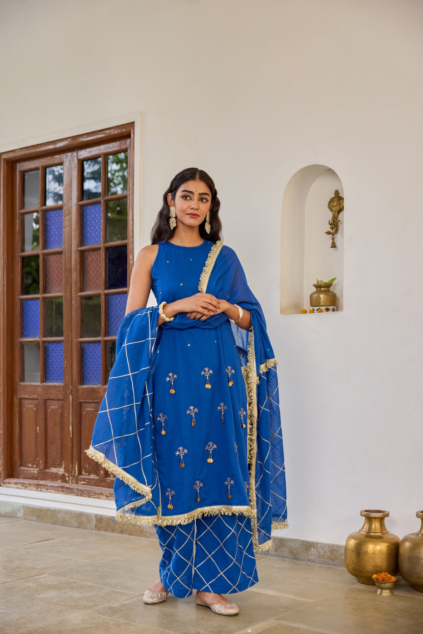 Halter Key Hole Straight Kurta Set - Neer Blue