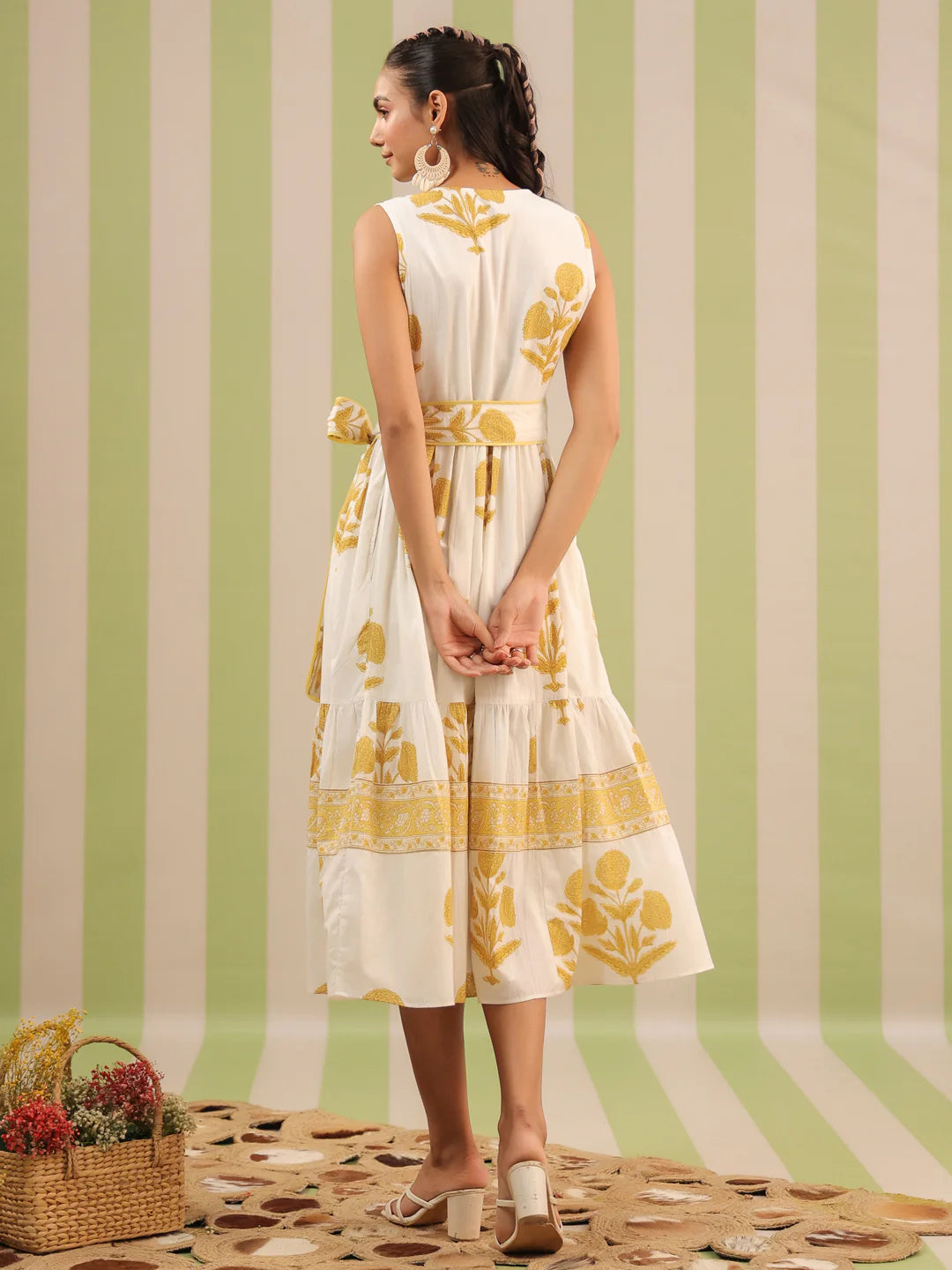 White & Yellow Sleeveless Maxi Dress with Belt and Pockets