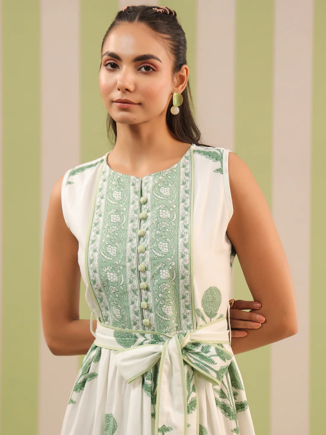 White & Green Sleeveless Maxi Dress with Belt and Pockets