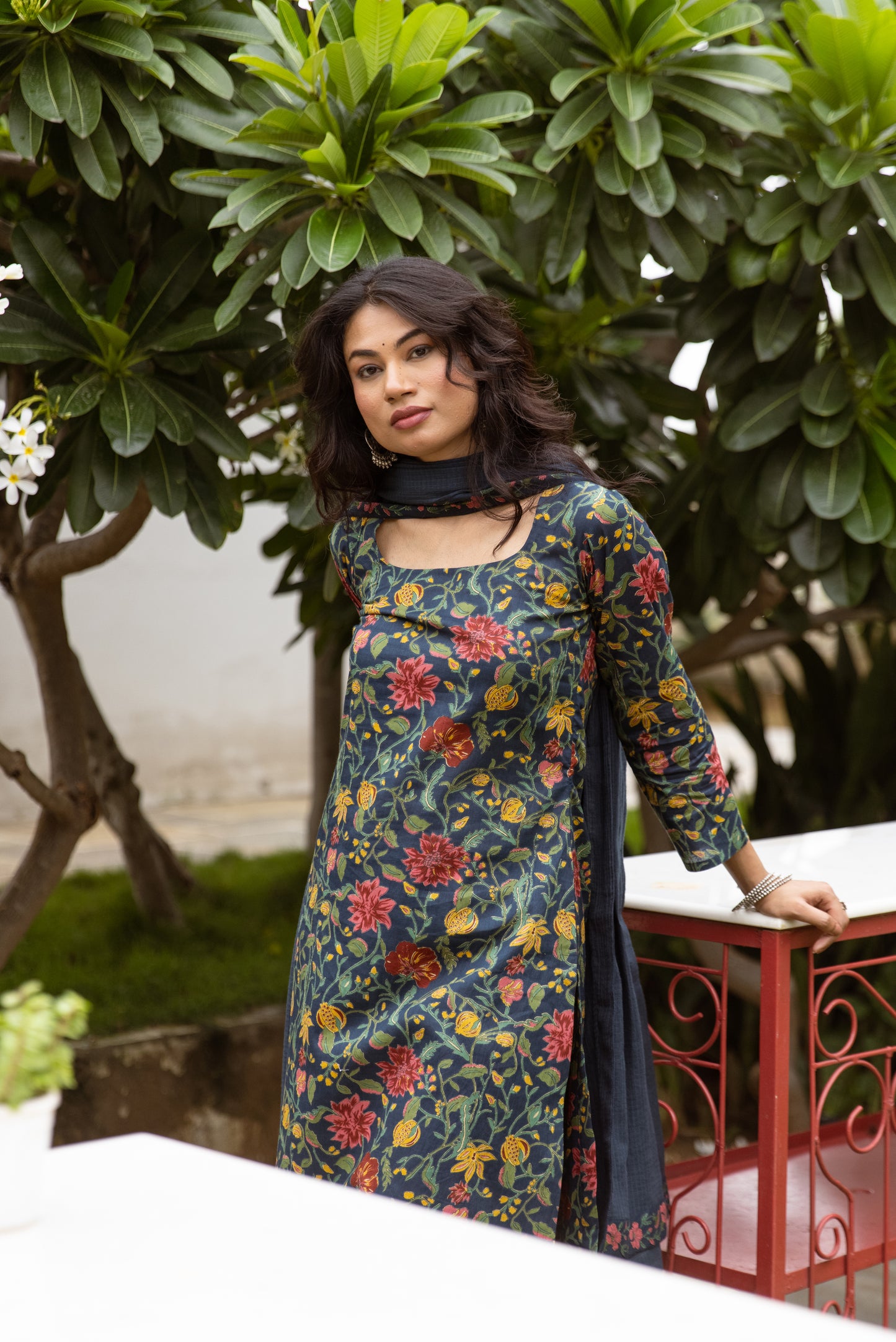 Azure Jaal Sleeved