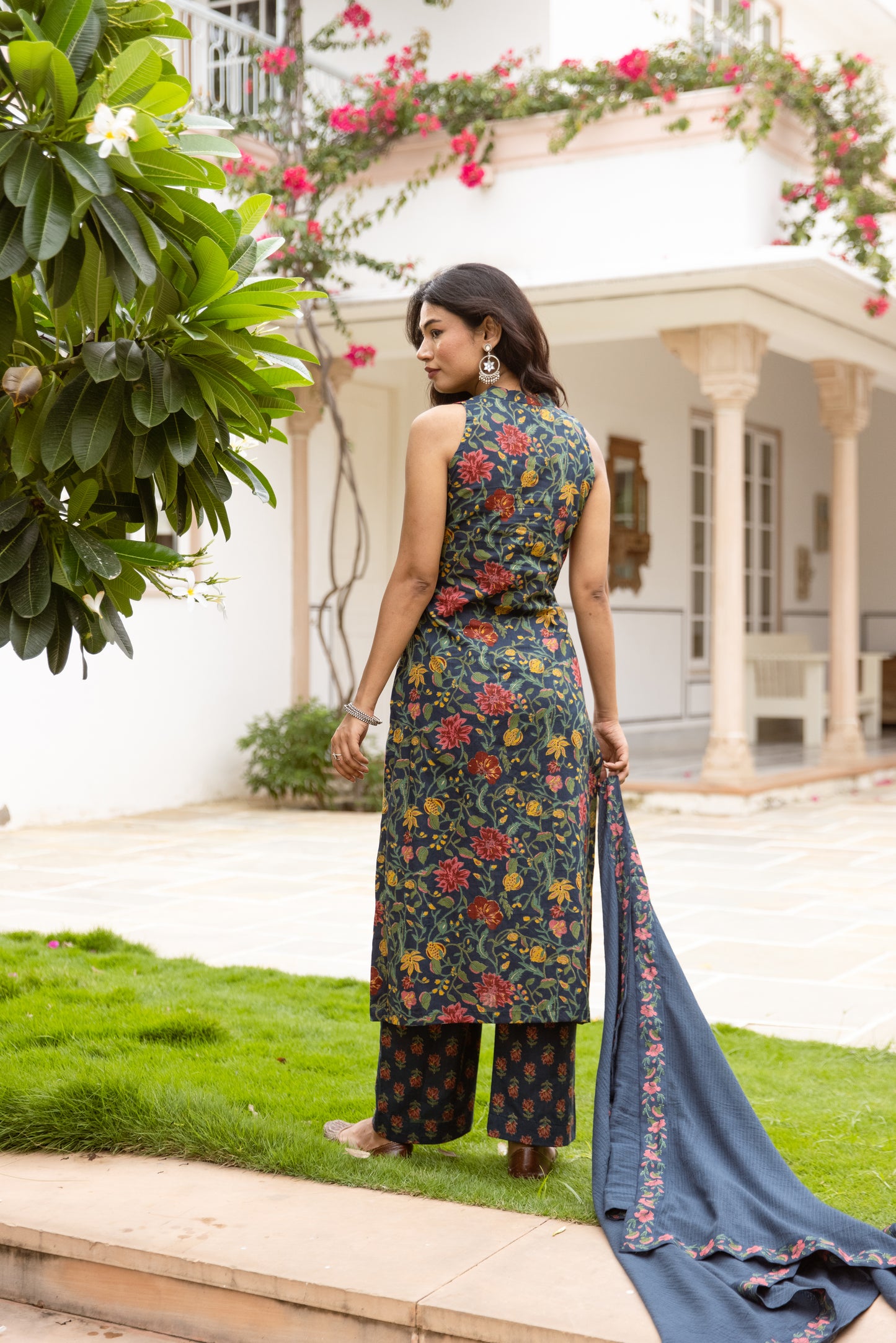 Azure Jaal Sleeveless