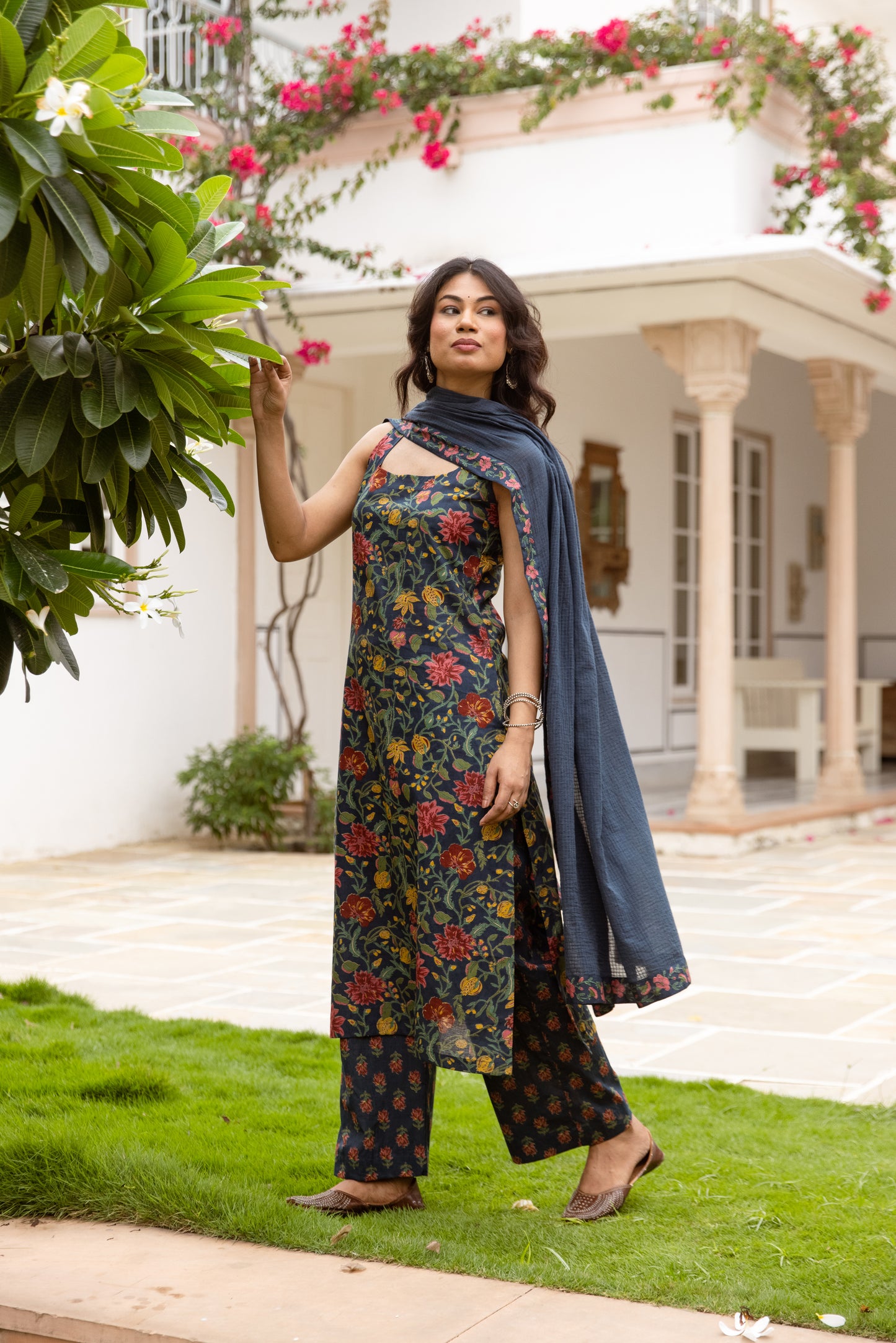 Azure Jaal Sleeveless
