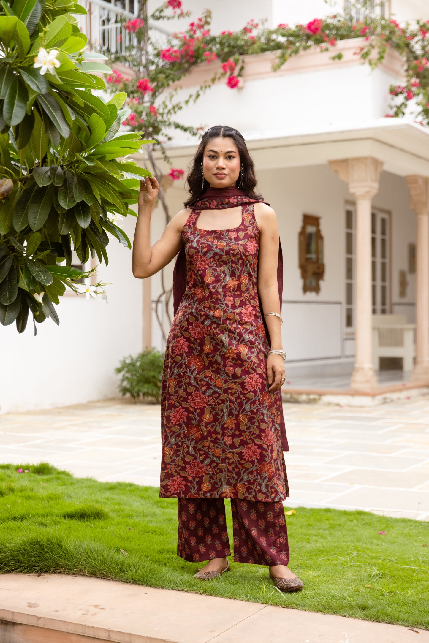 Rosewood Jaal Sleeveless