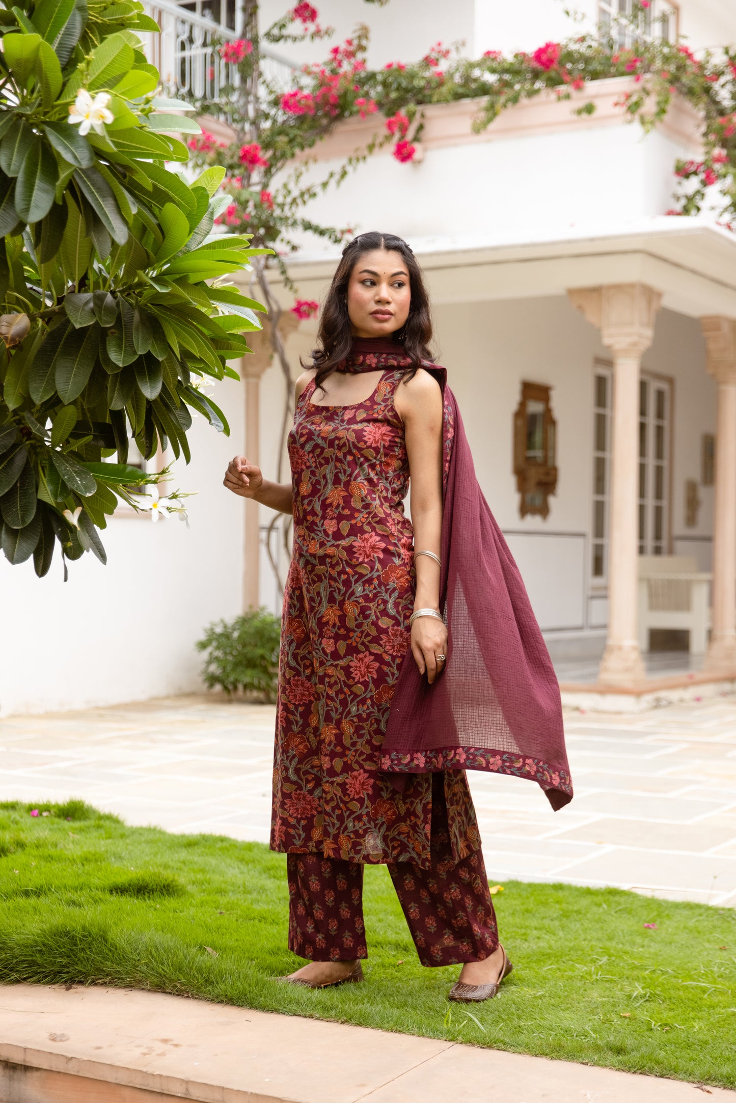 Rosewood Jaal Sleeveless
