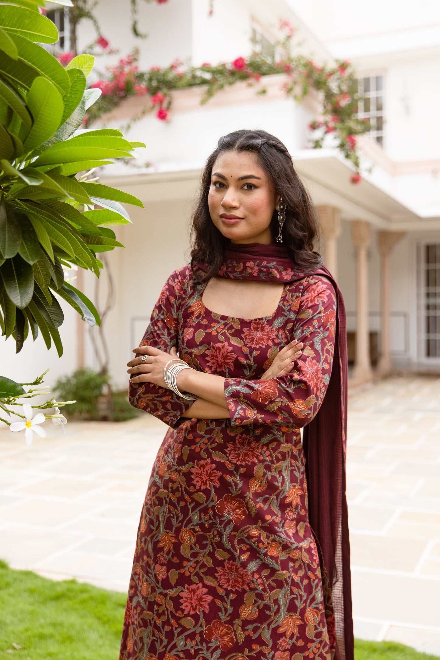Rosewood Jaal Sleeved