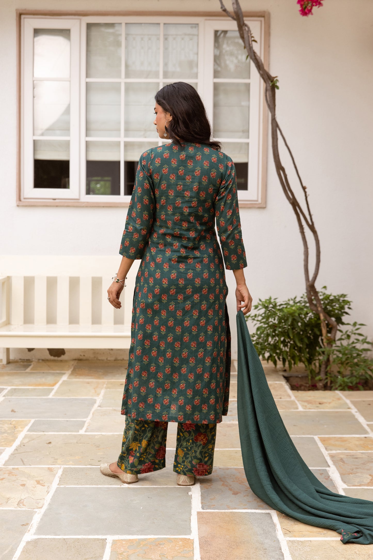 Fern Butti Sleeved