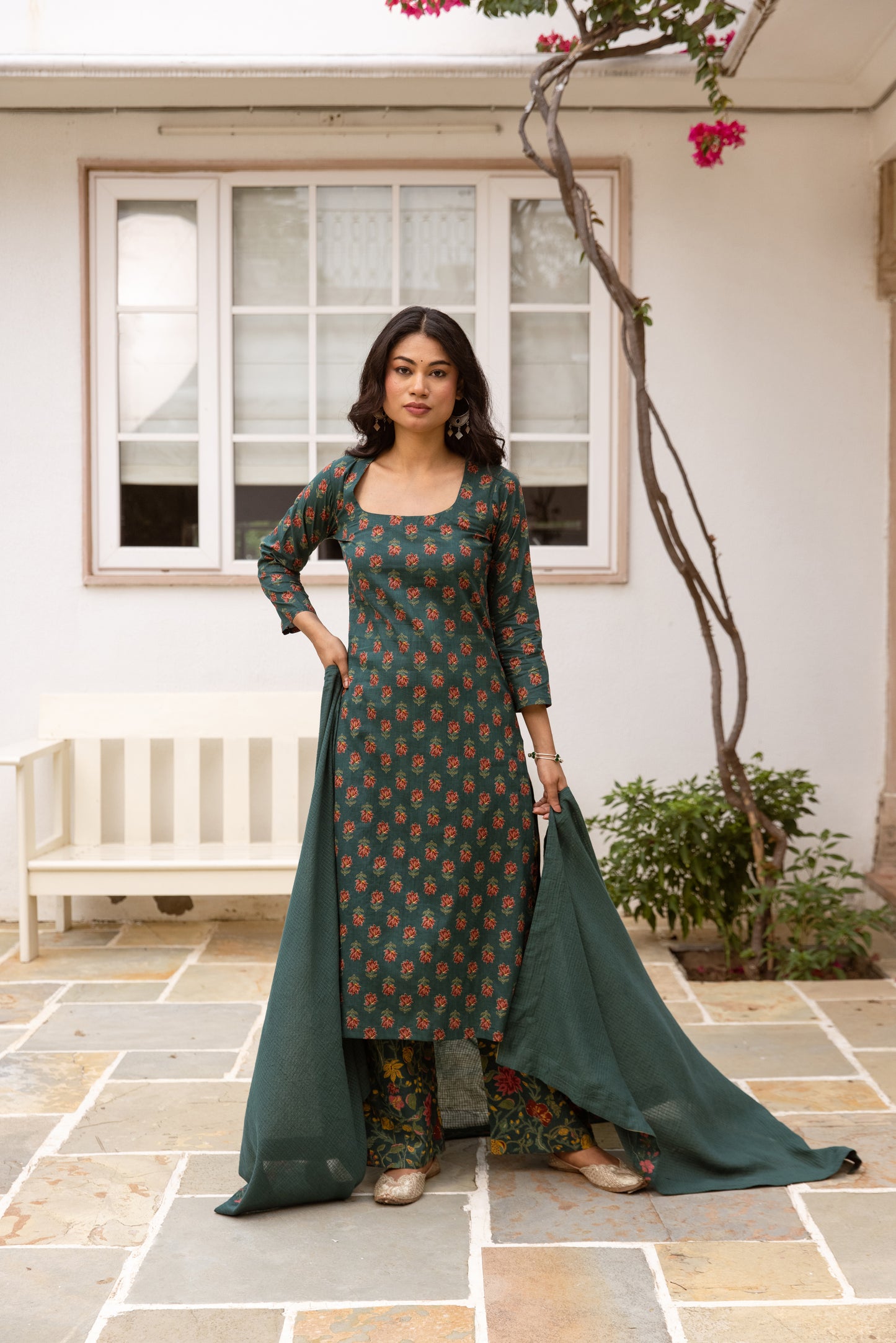 Fern Butti Sleeved