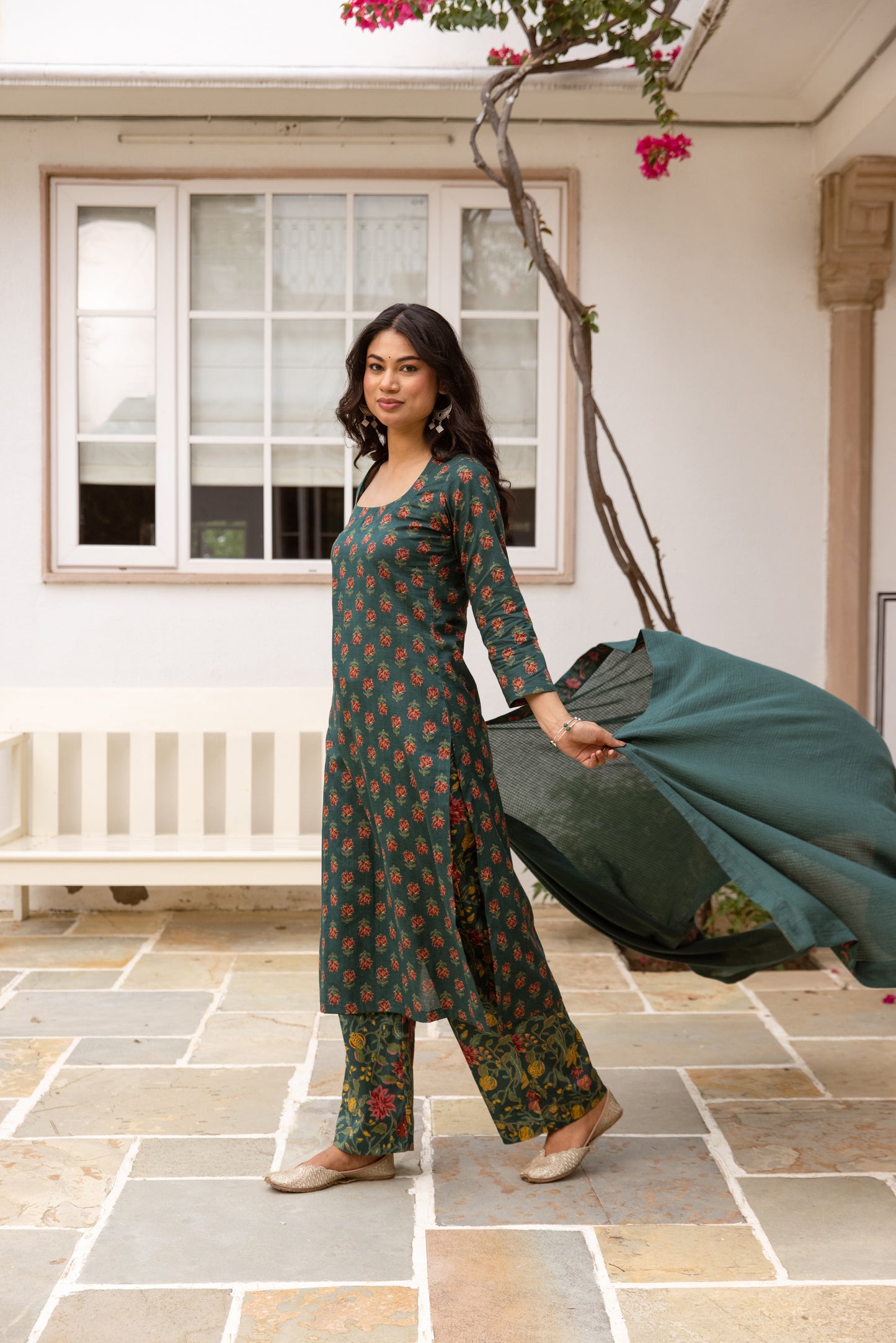 Fern Butti Sleeved
