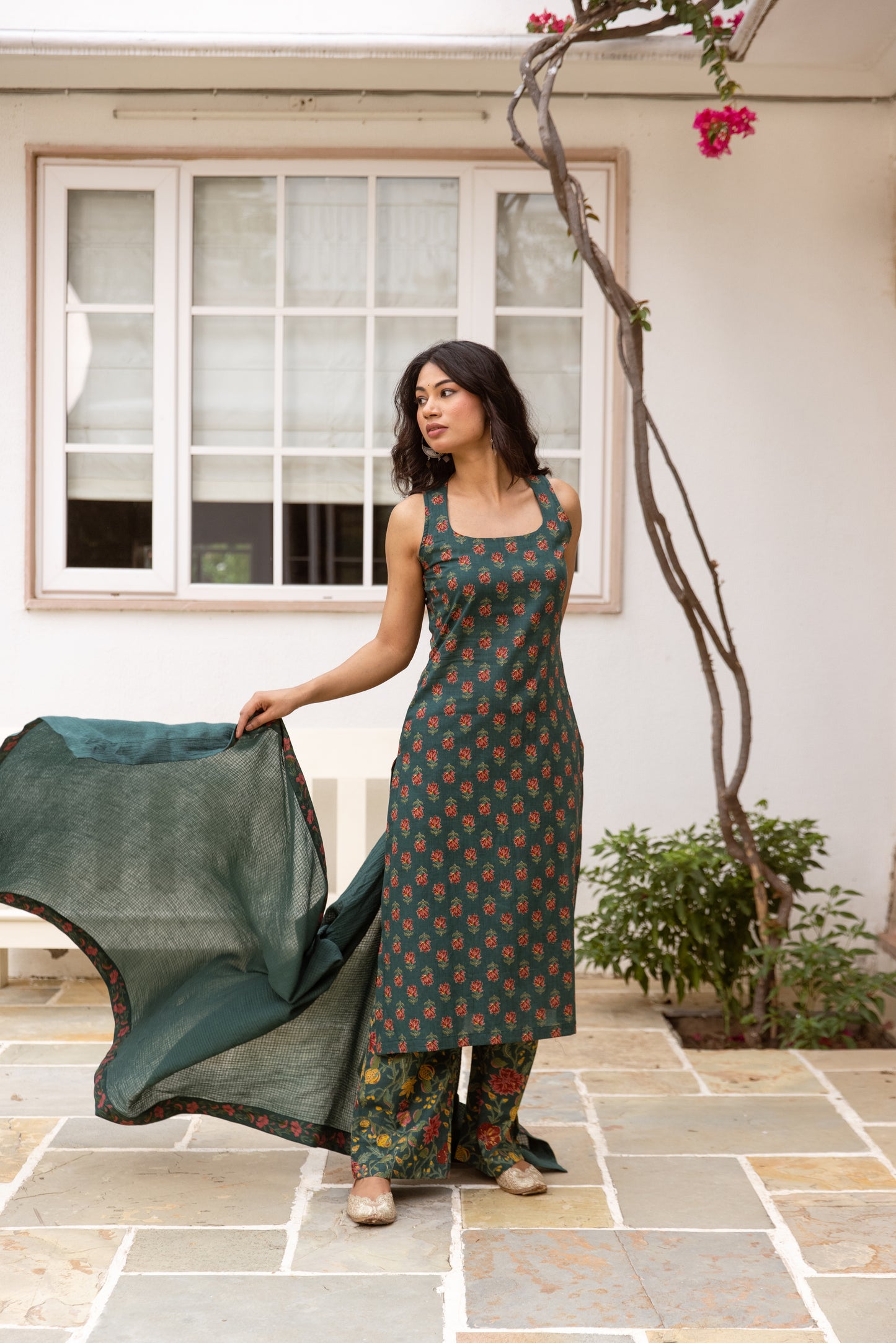 Fern Butti Sleeveless