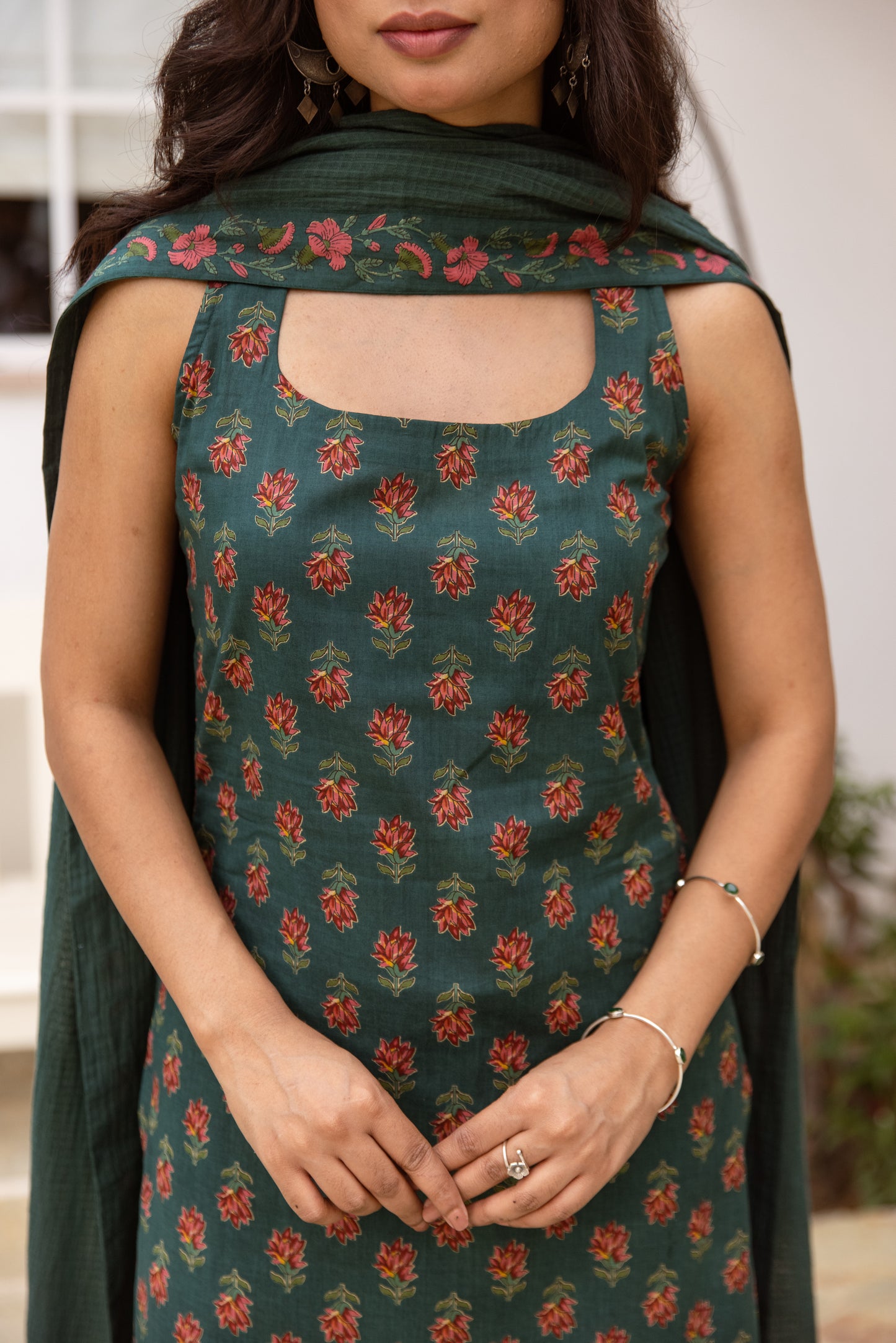 Fern Butti Sleeveless