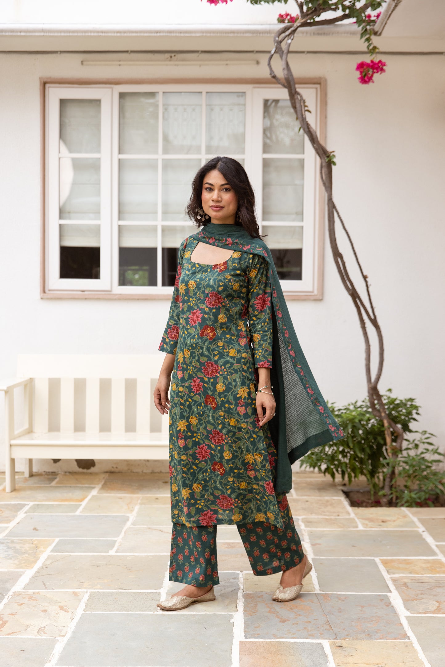 Fern Jaal Sleeved