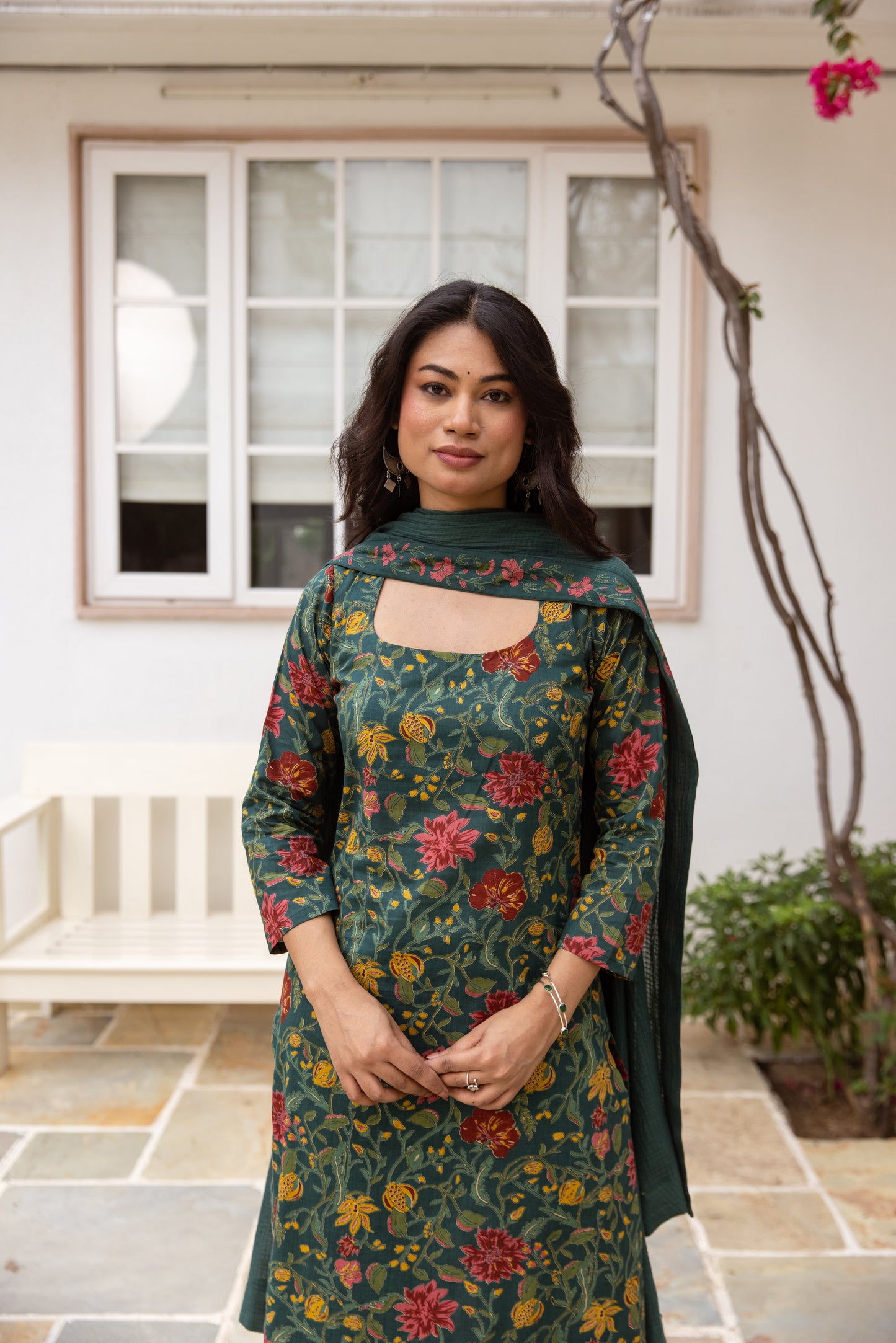 Fern Jaal Sleeved