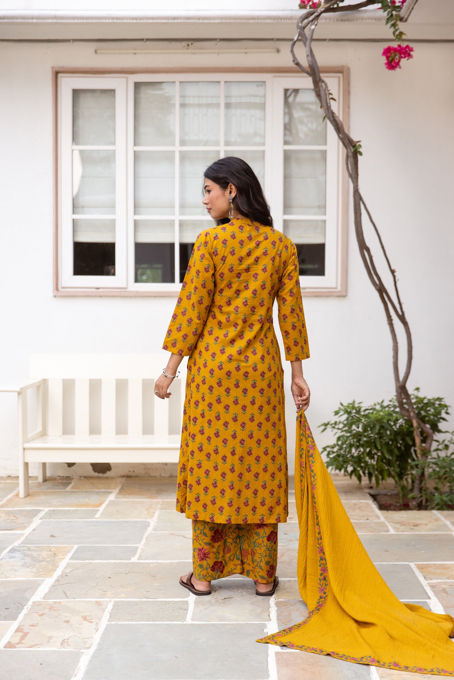 Saffron Butti Sleeved