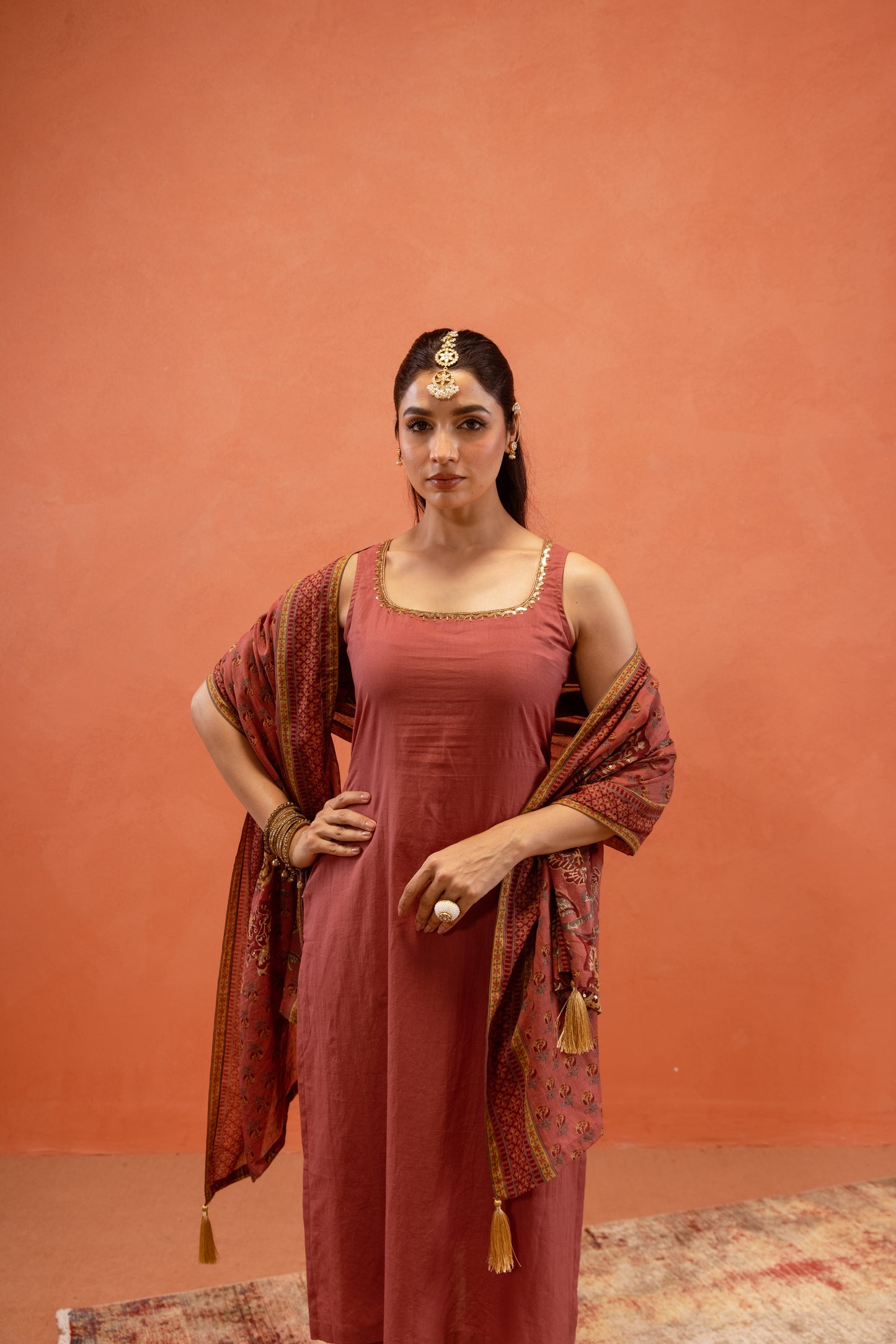 Dusky Rose Straight-Cut Sleeveless Suit