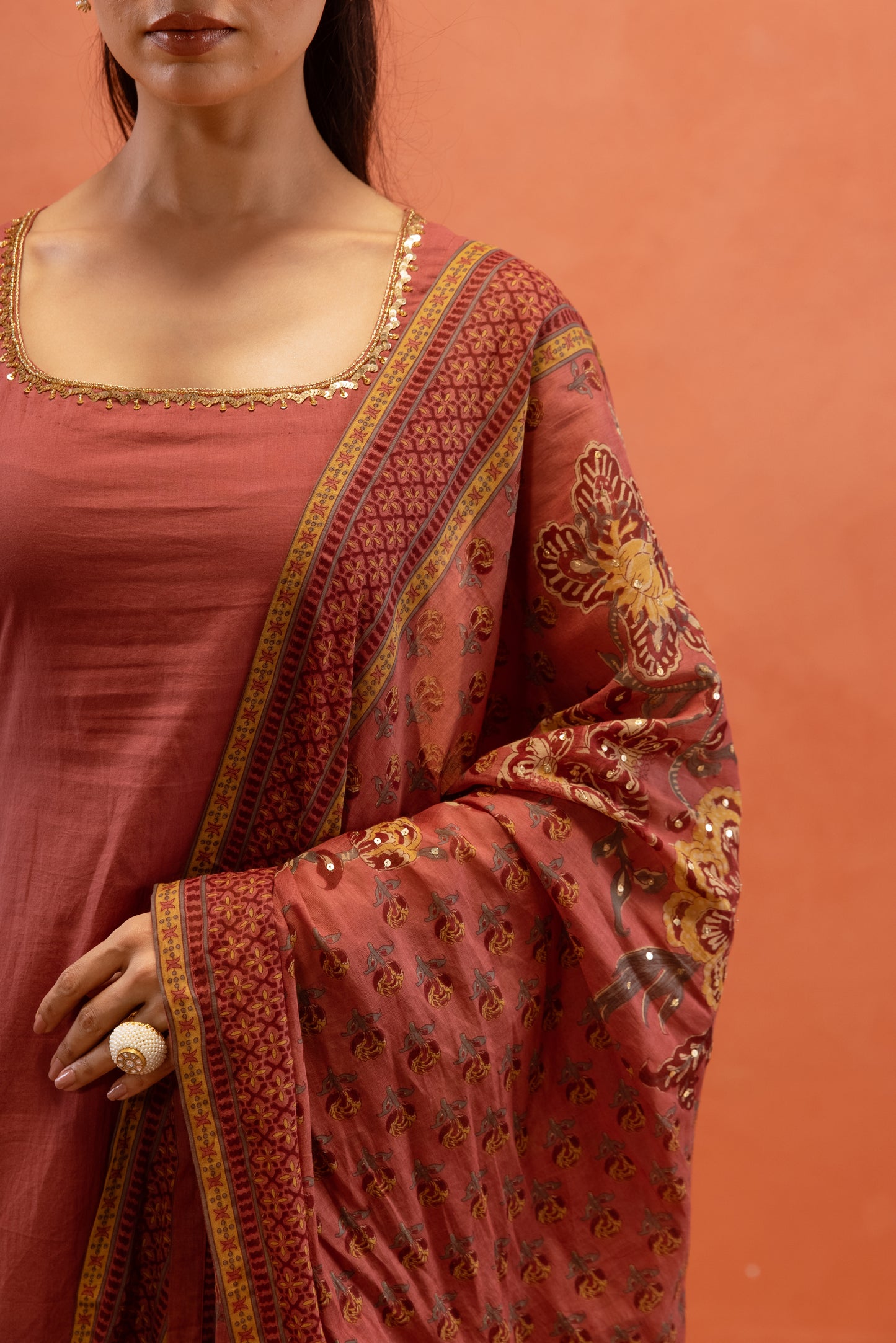 Dusky Rose Straight-Cut Sleeveless Suit