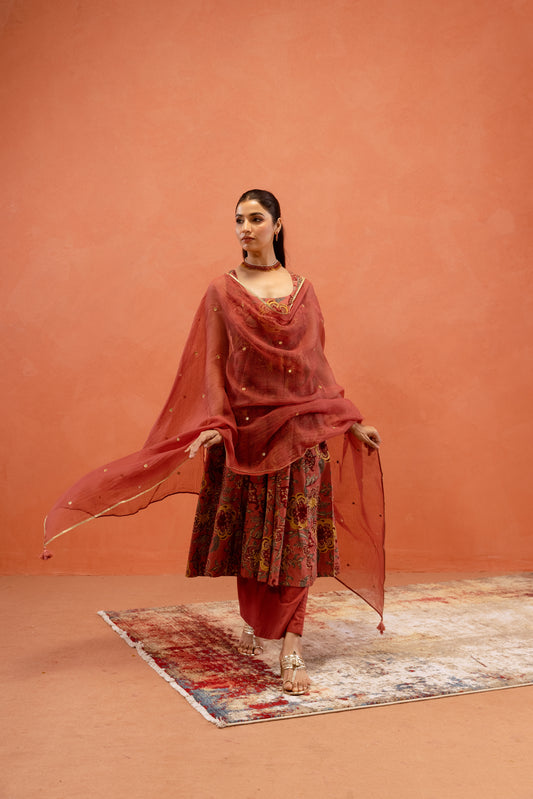 Dusky Rose Sleeveless Anarkali Suit