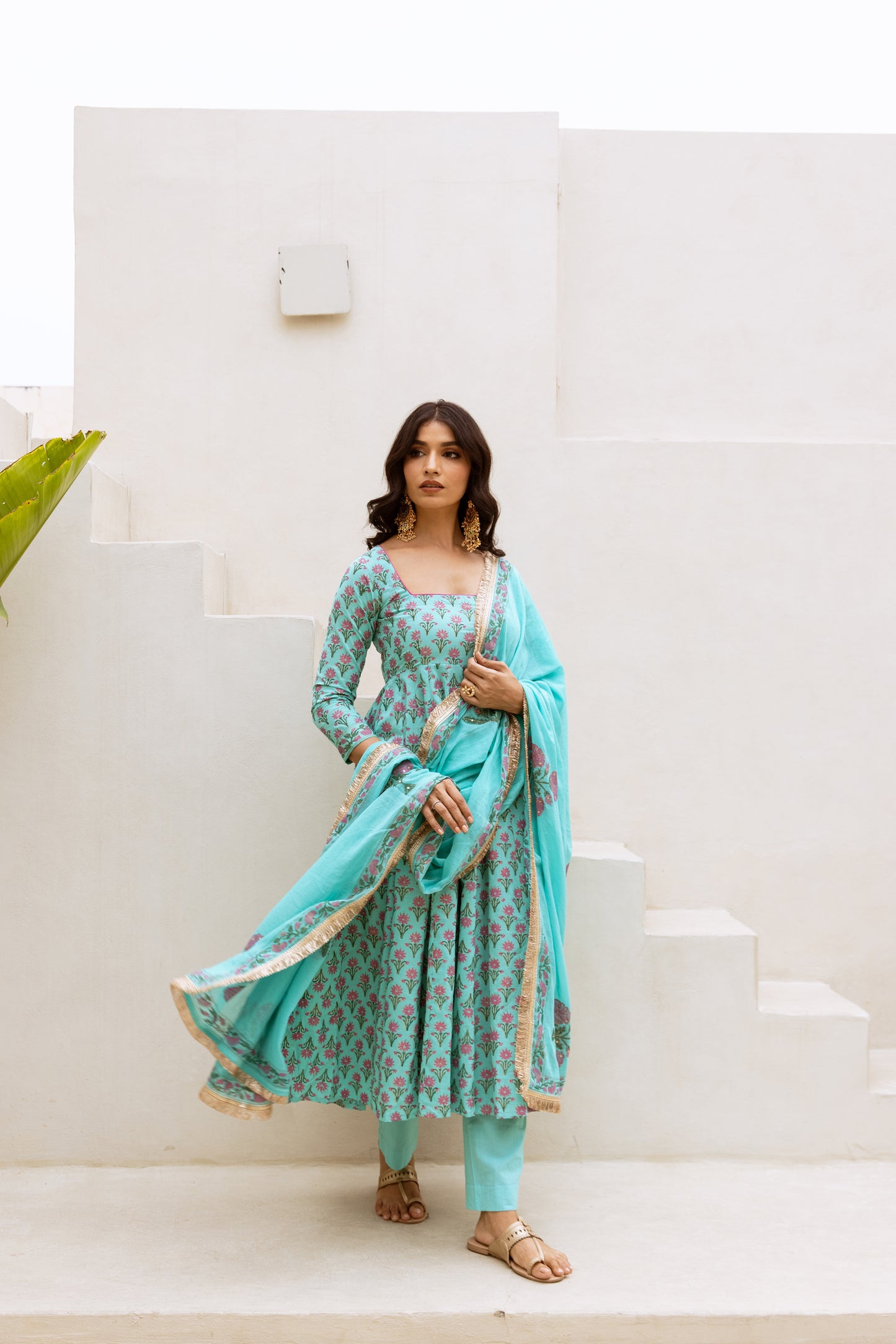Turquoise - Sleeved