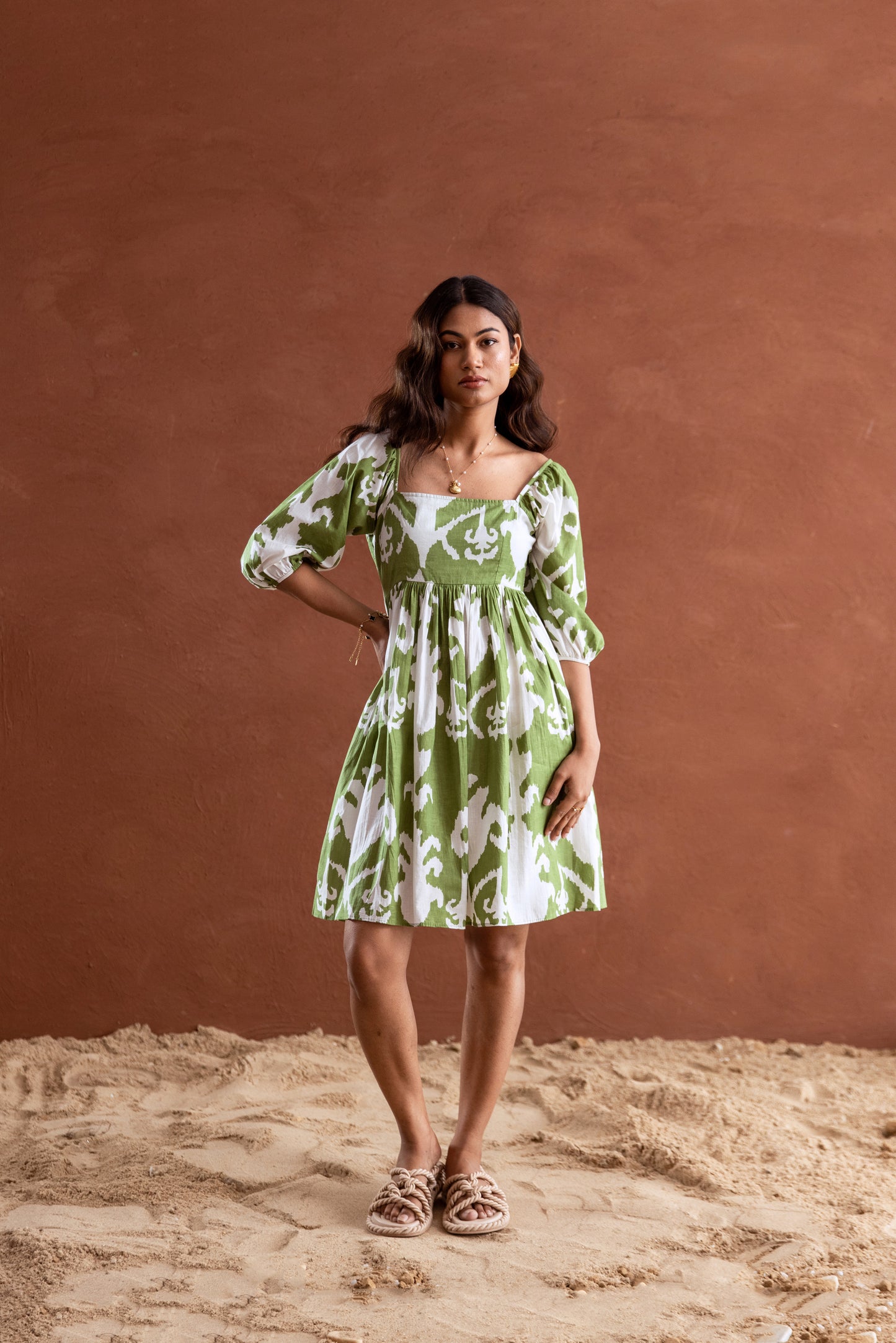 Green and White Patterned Square Neck Sleeved Short Dress