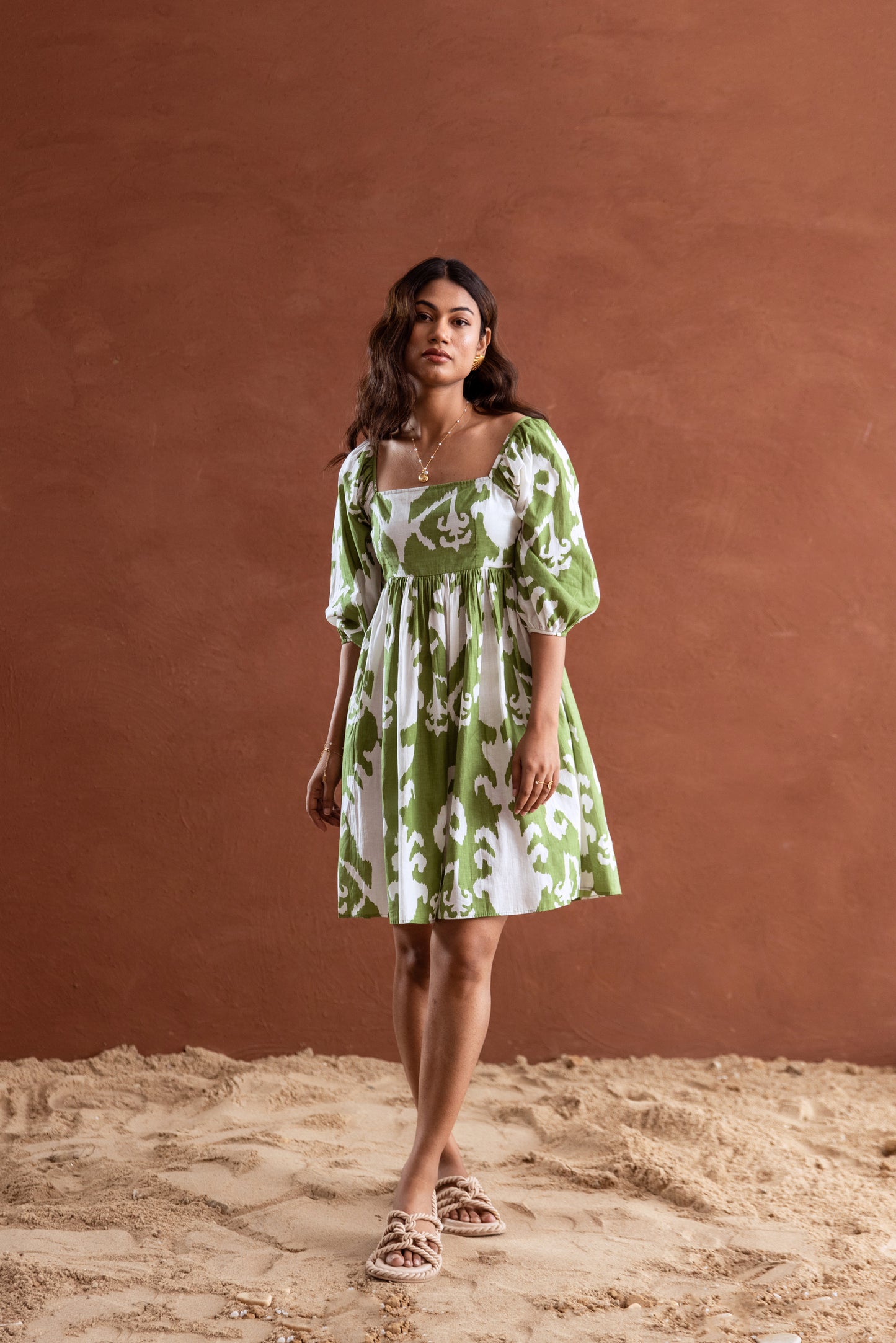 Green and White Patterned Square Neck Sleeved Short Dress