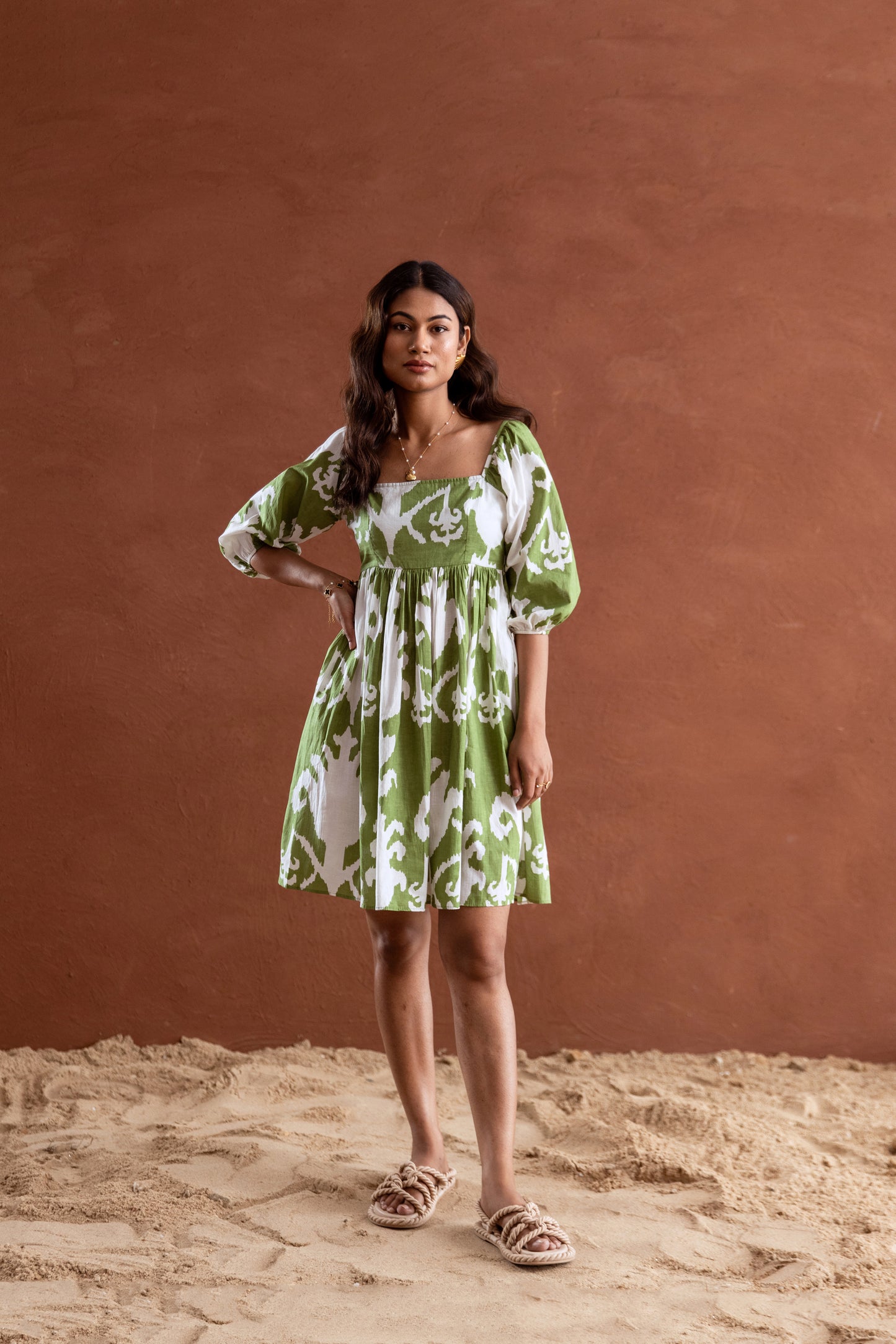 Green and White Patterned Square Neck Sleeved Short Dress