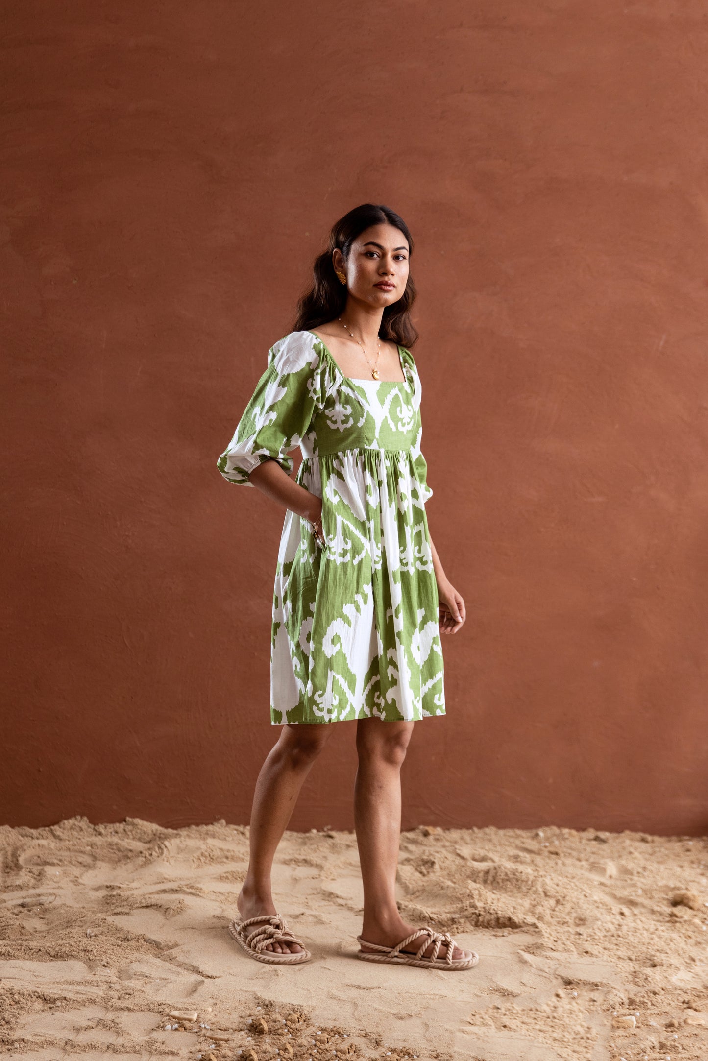 Green and White Patterned Square Neck Sleeved Short Dress