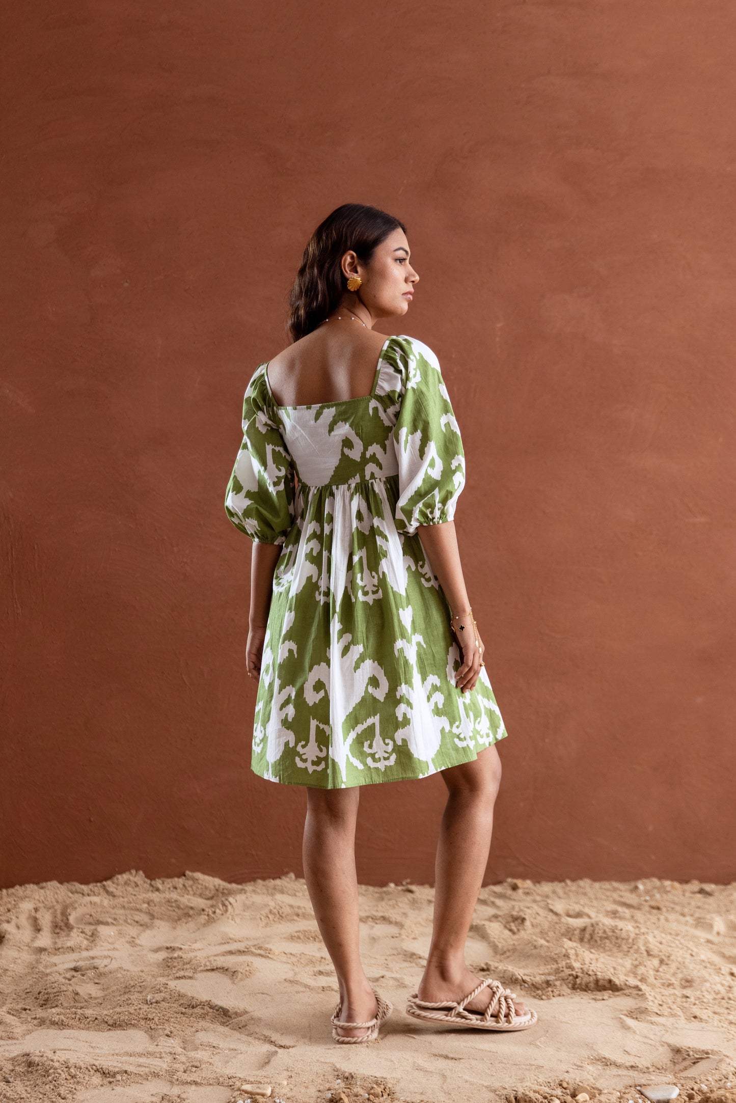 Green and White Patterned Square Neck Sleeved Short Dress