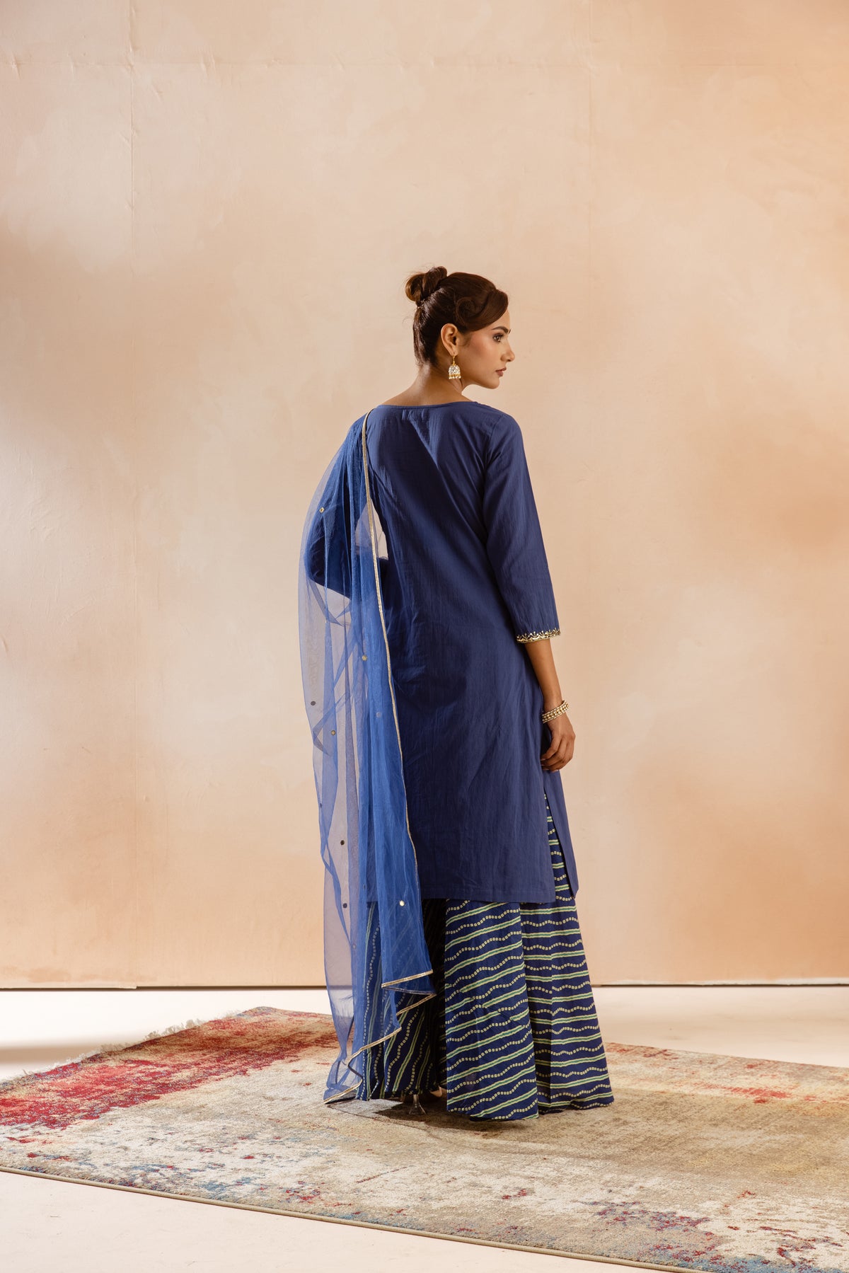 Neel Sleeved-The Line (Blue)