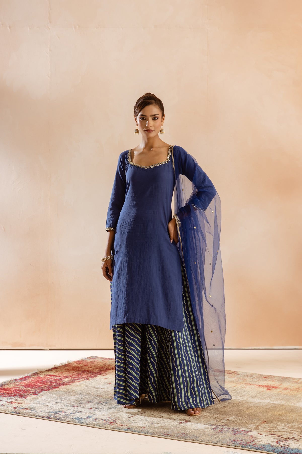 Neel Sleeved-The Line (Blue)