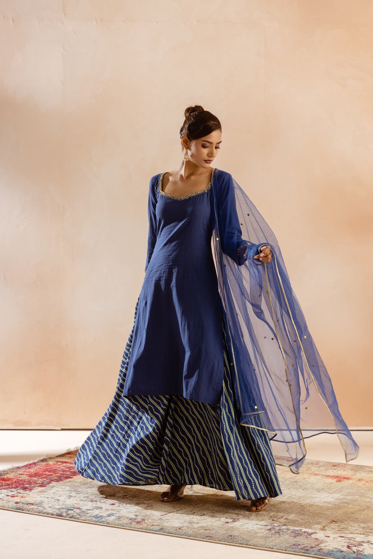 Neel Sleeved-The Line (Blue)