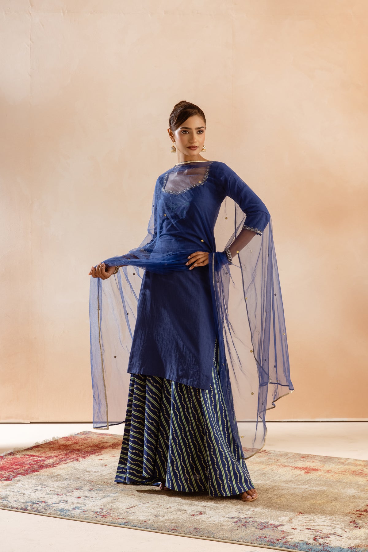 Neel Sleeved-The Line (Blue)