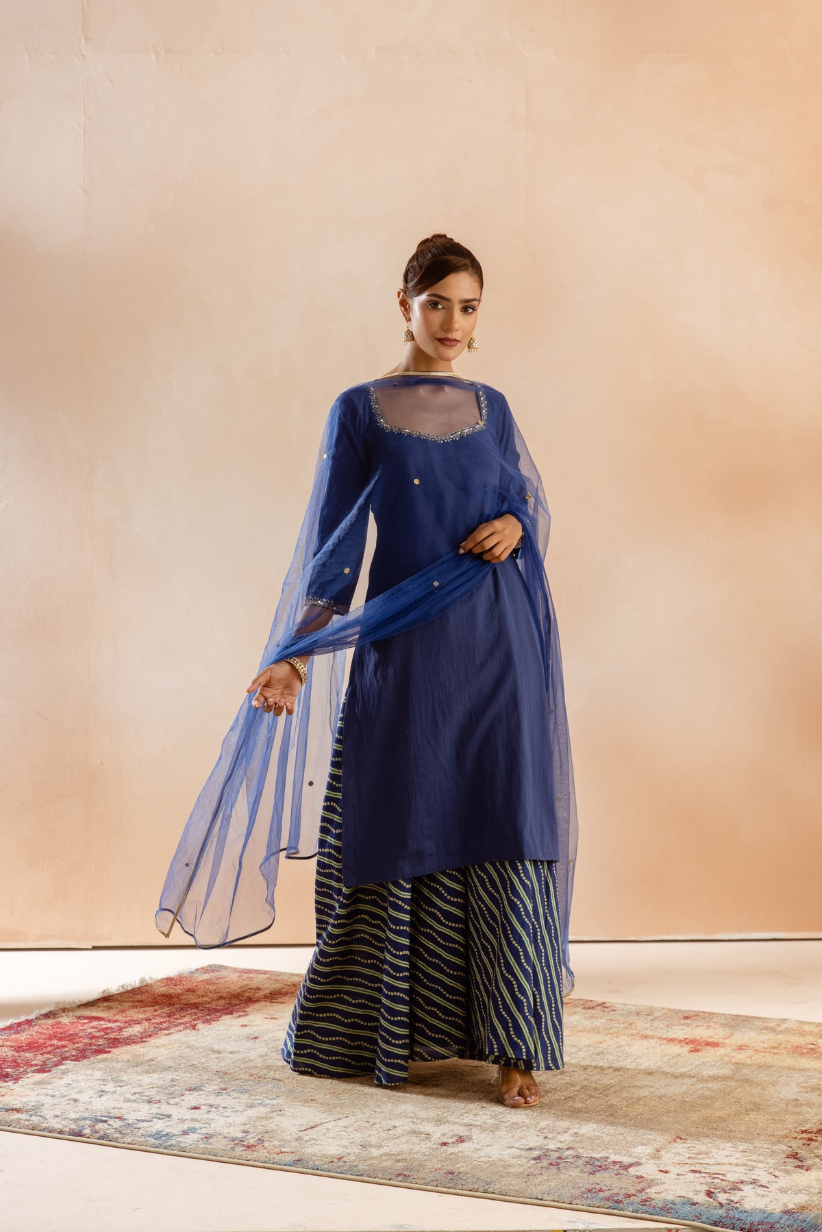 Neel Sleeved-The Line (Blue)